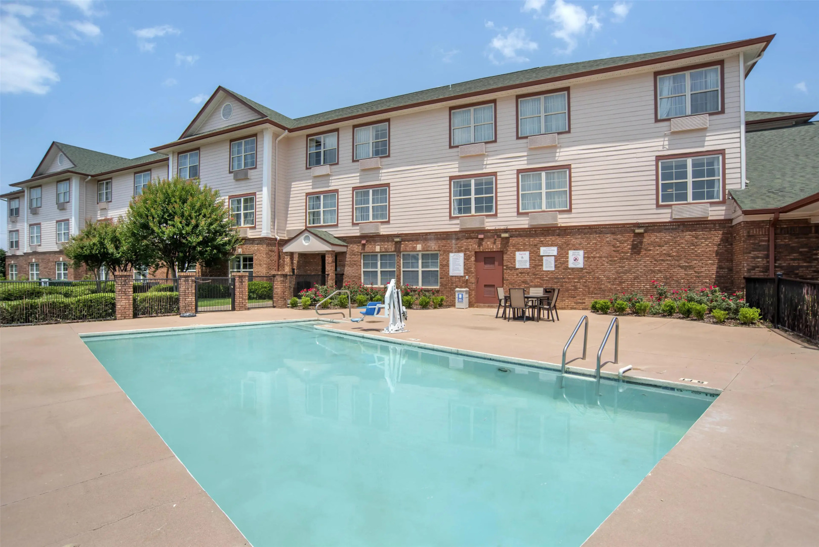 Best Western Plus Bessemer Hotel & Suites