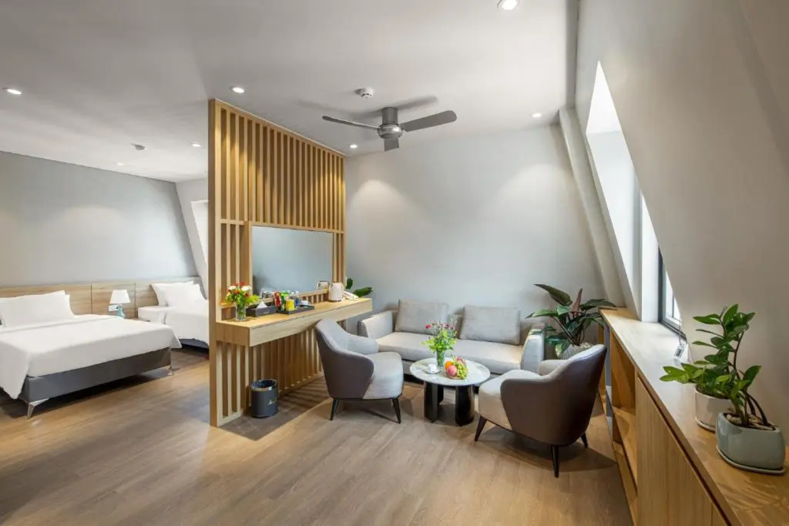 Laputa Hotel Phu Quoc