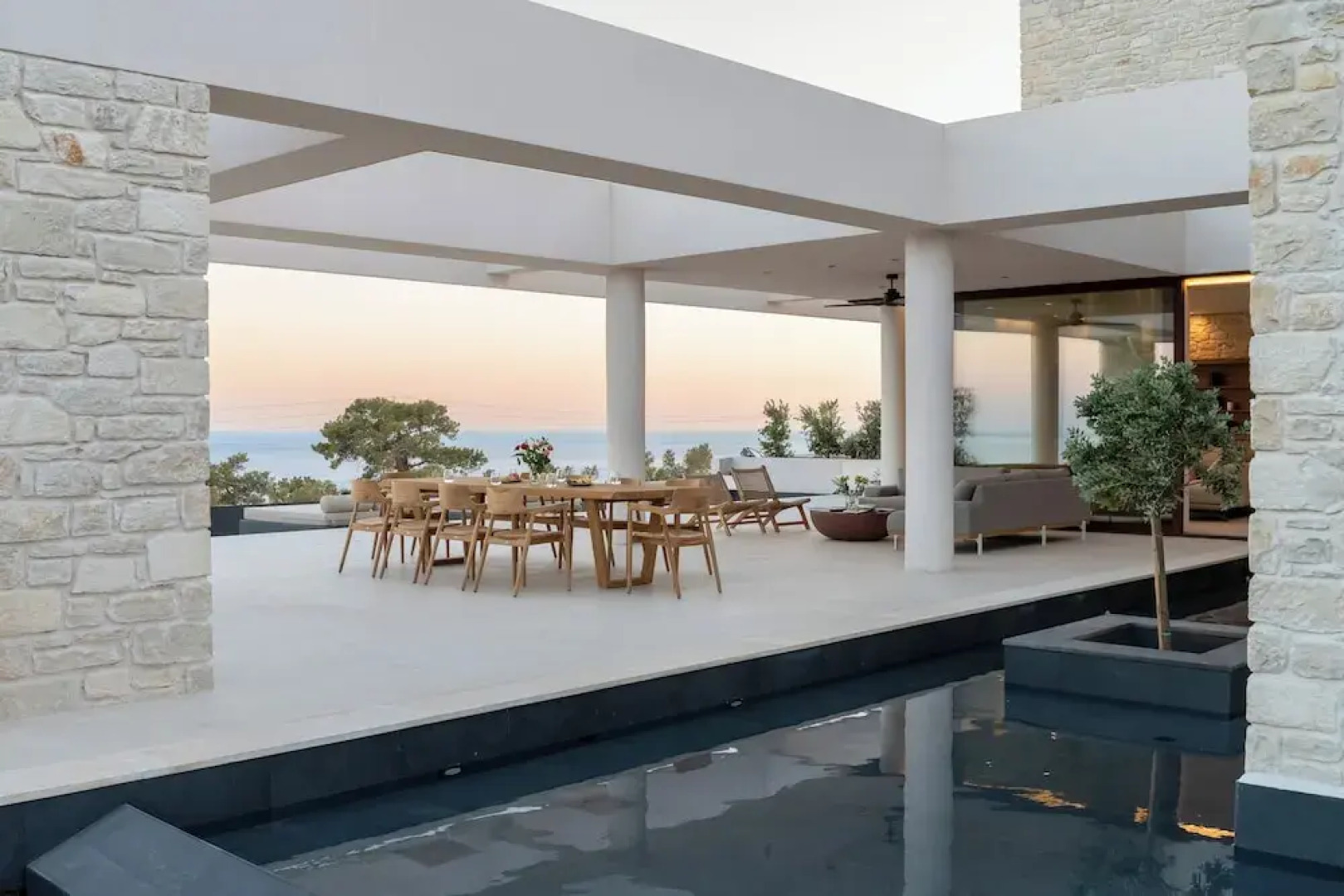 Seanatra Luxury Villas