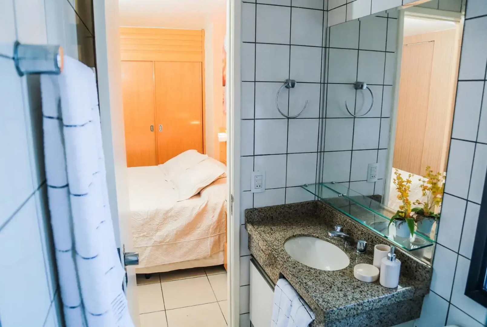 Praia Mansa Suíte Hotel