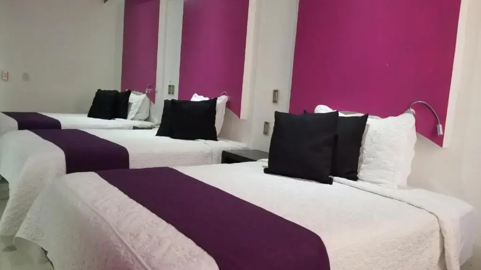 Hotel Dluxe & Suites