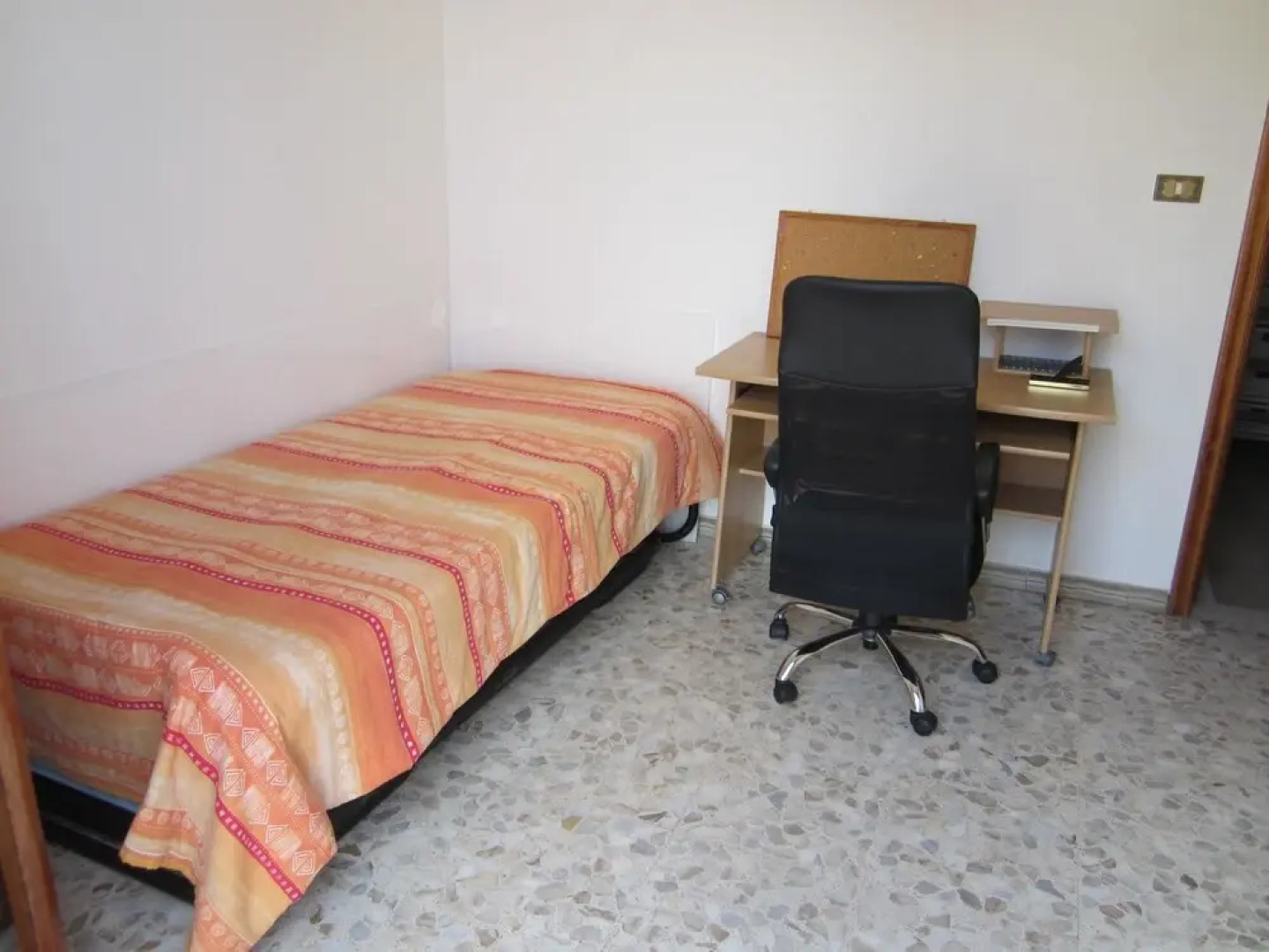 House With 2 Bedrooms in Villalfonsina, With Wonderful sea View and Te