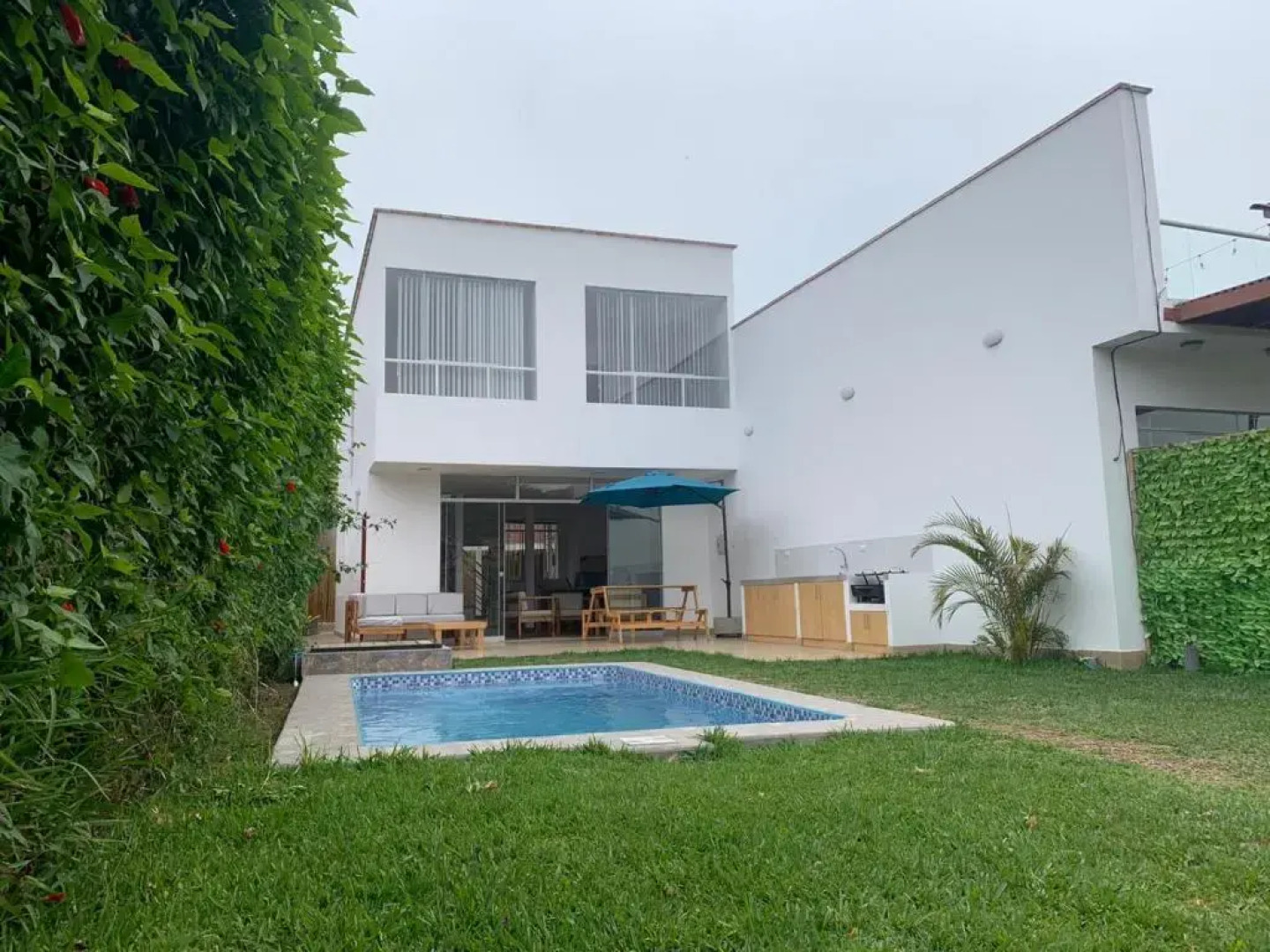 Casa con piscina ideal para familias