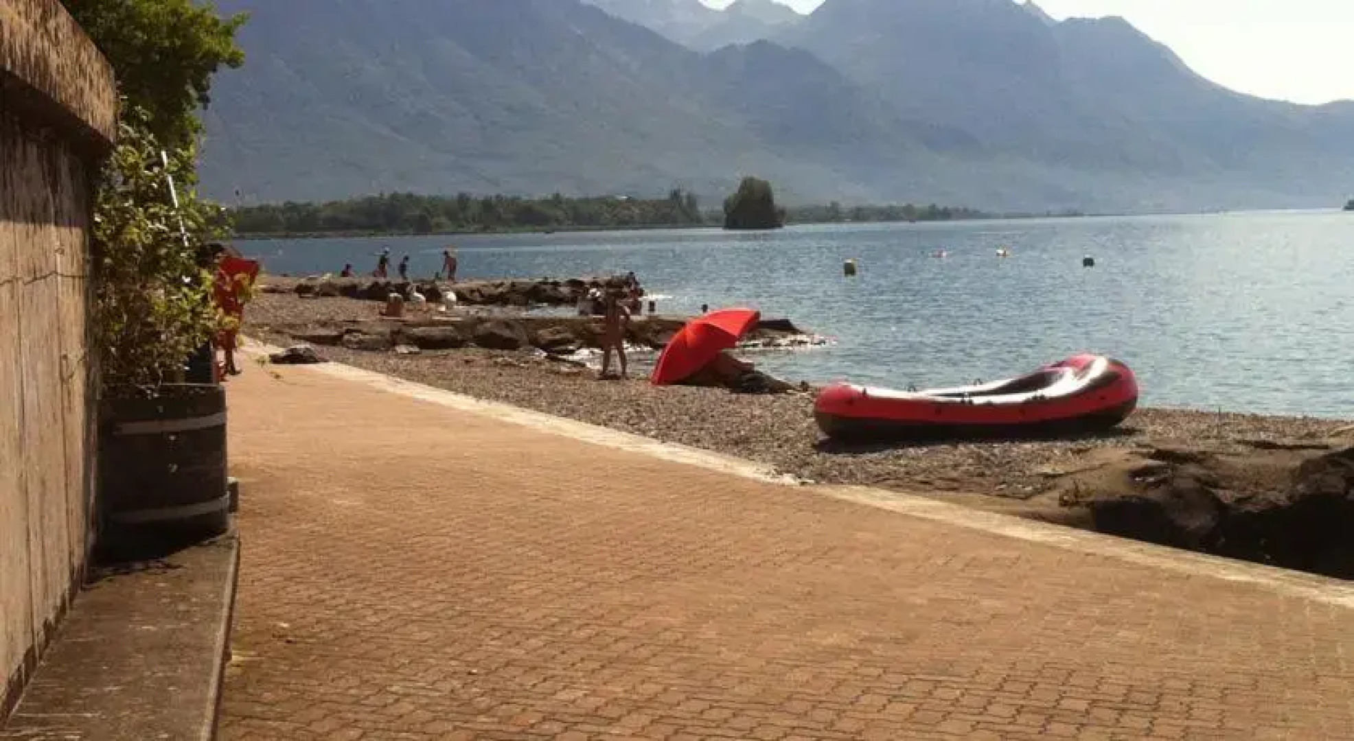 Suisse Riviera La Plage