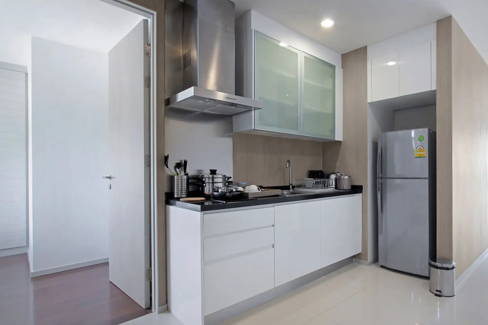 White Sand Beach Residences Pattaya