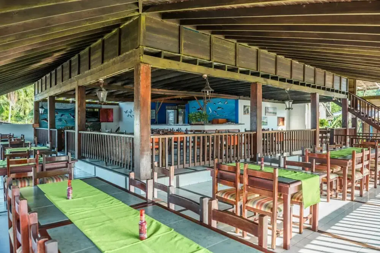 Playa de Oro Lodge