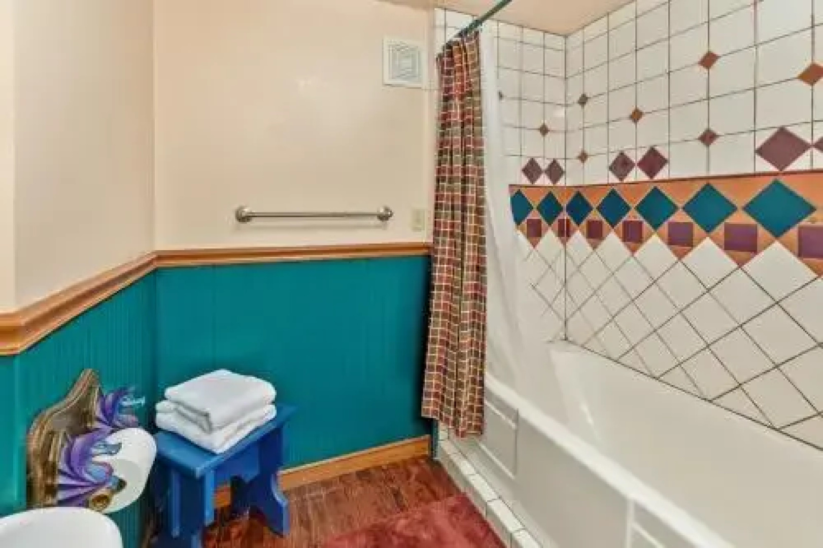 House at Dragons Cove