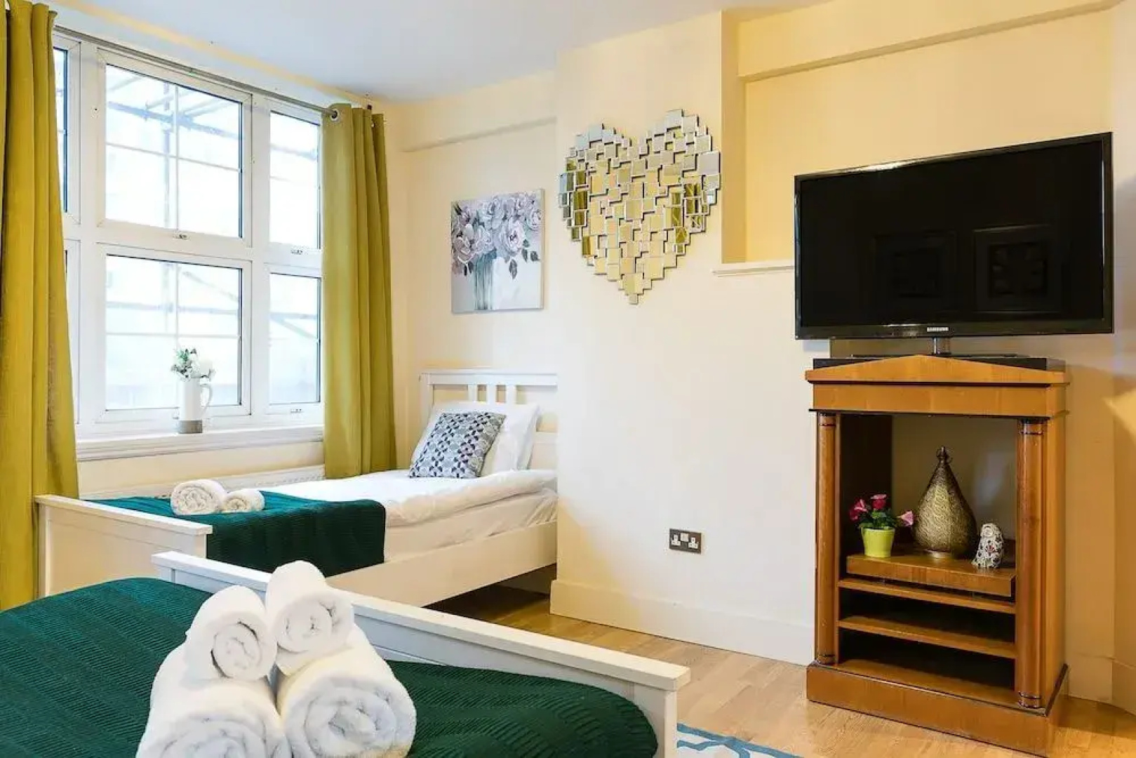 Sussex Gardens Apartments