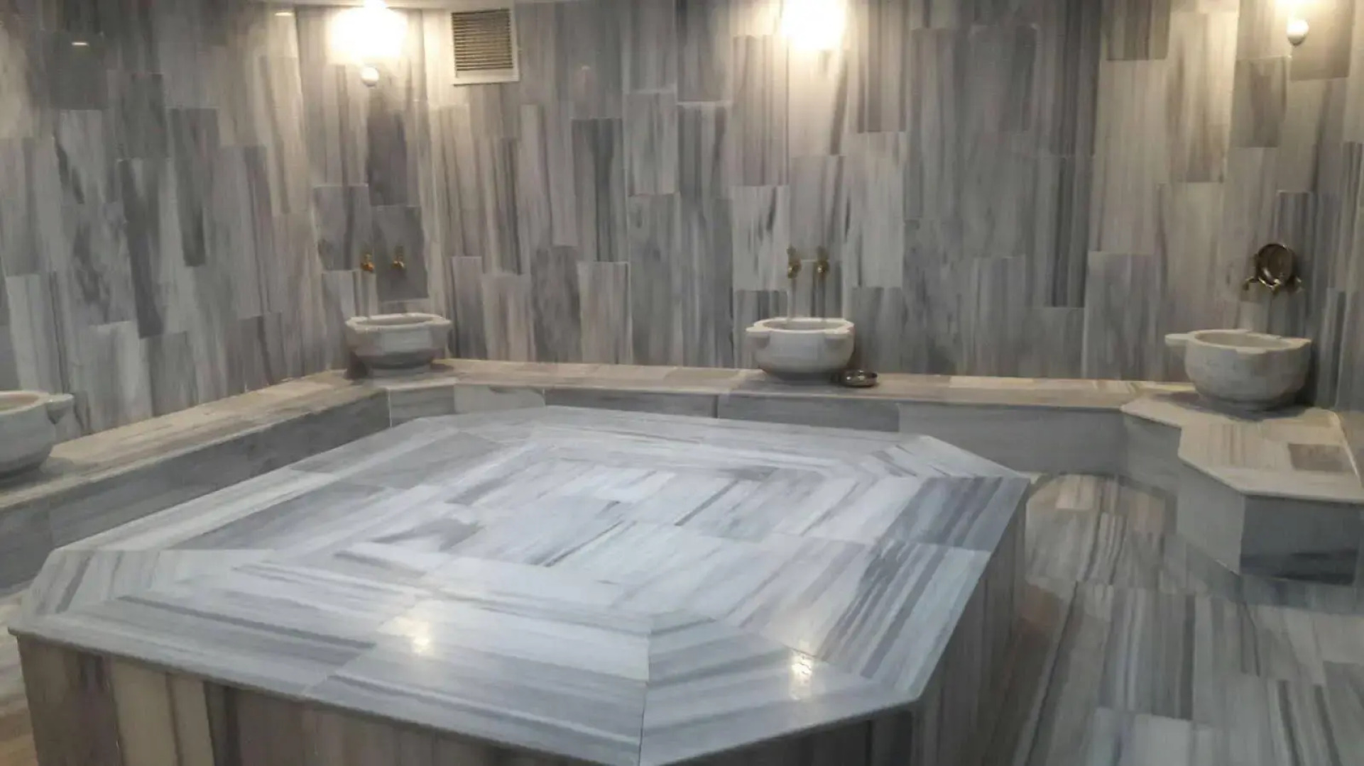 Zarha Mountain Resort