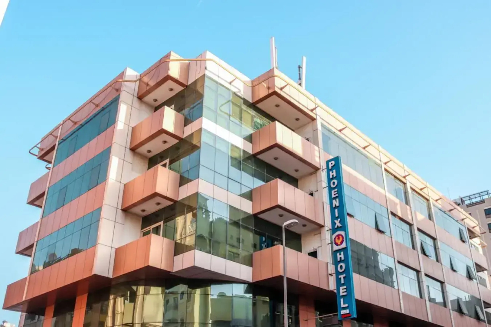 Palette Phoenix Hotel