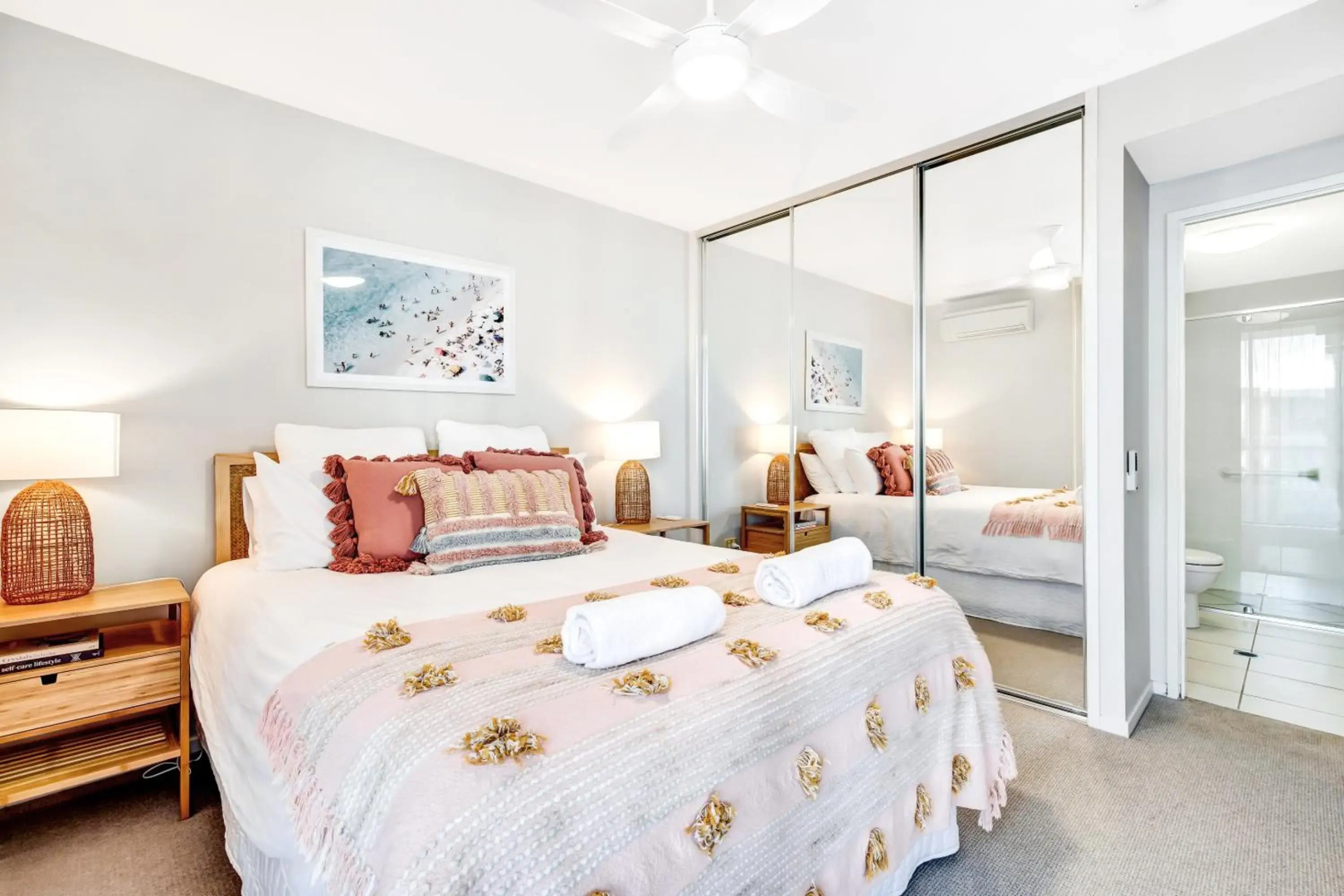 Central Kings Beach 2 BR APT w Pool and Spa access