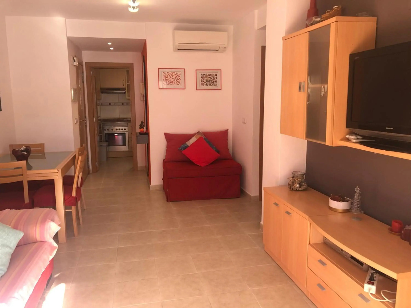 Apartamento junto al mar Los Marineros con acceso independiente por terraza