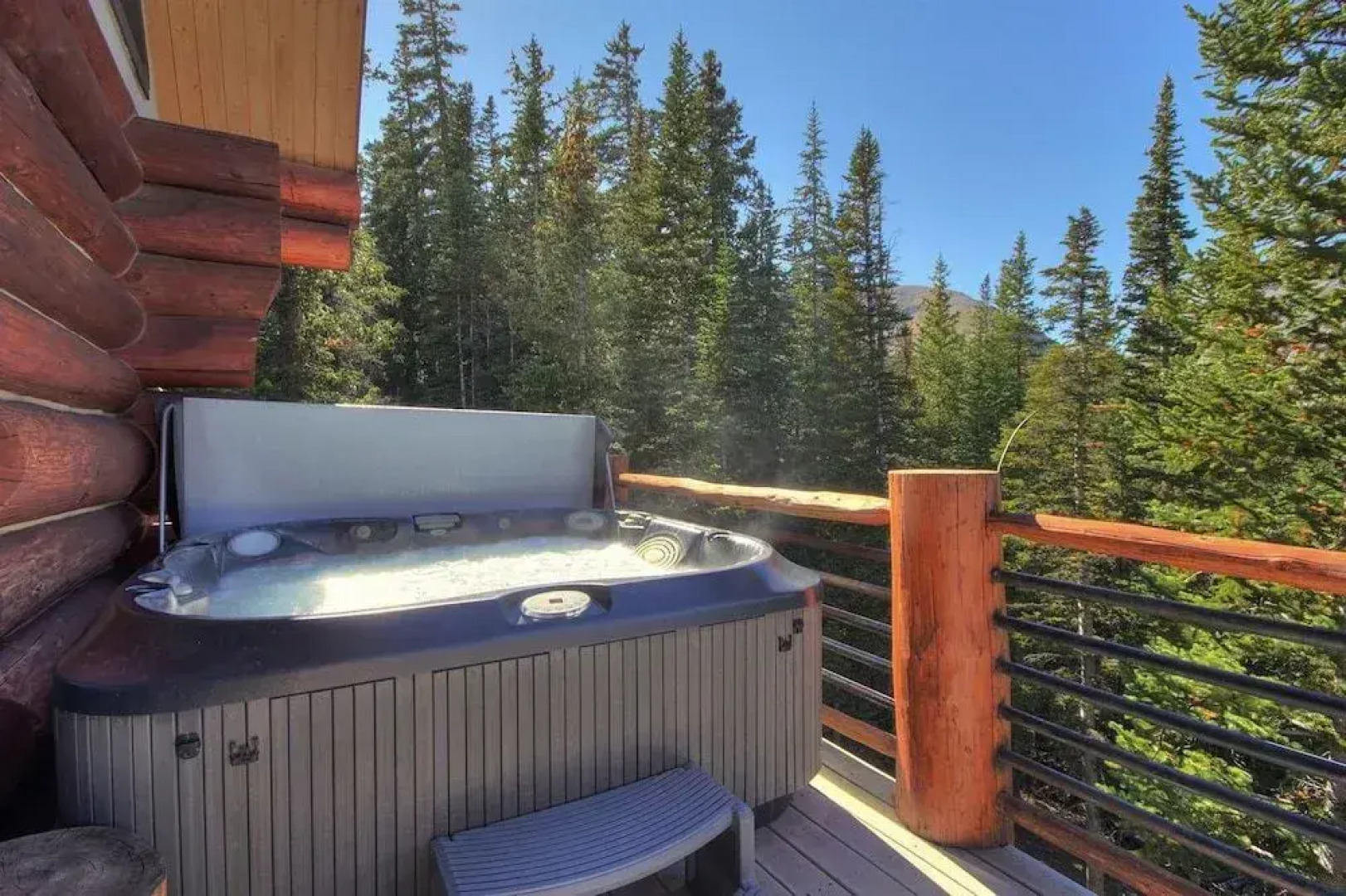 Quandary View Lodge by RedAwning