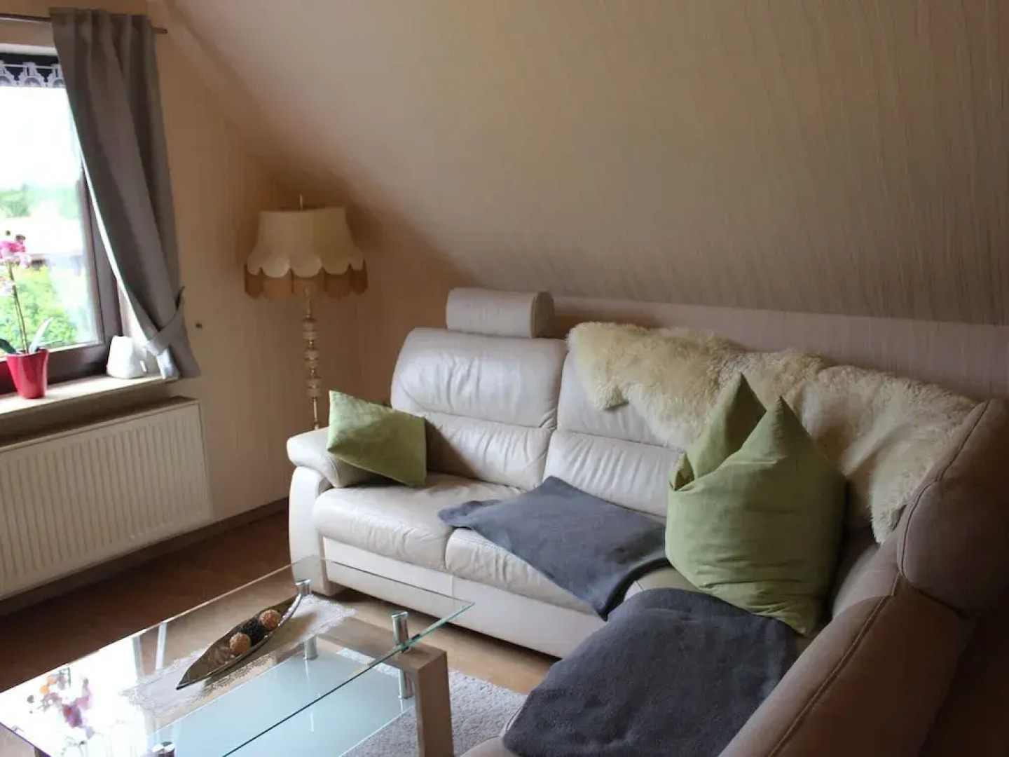 Apartment in the Harz With a log Cabin, Pond and Covered Seating Area