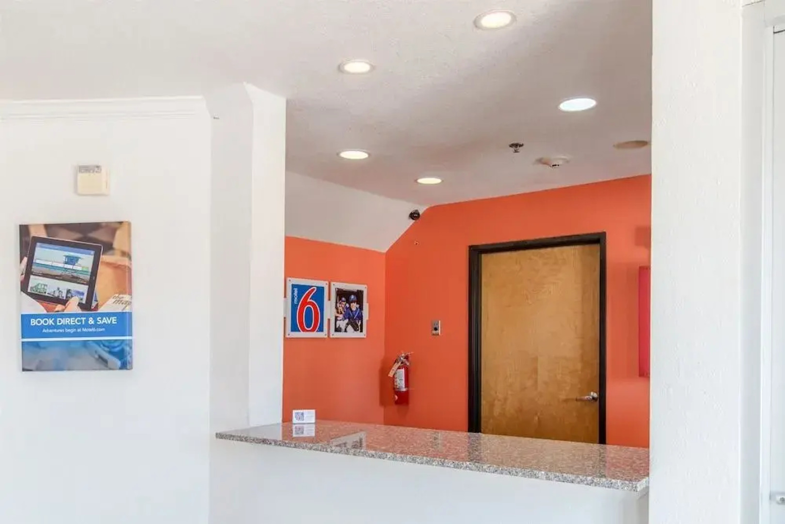 Motel 6 Hutchins, TX