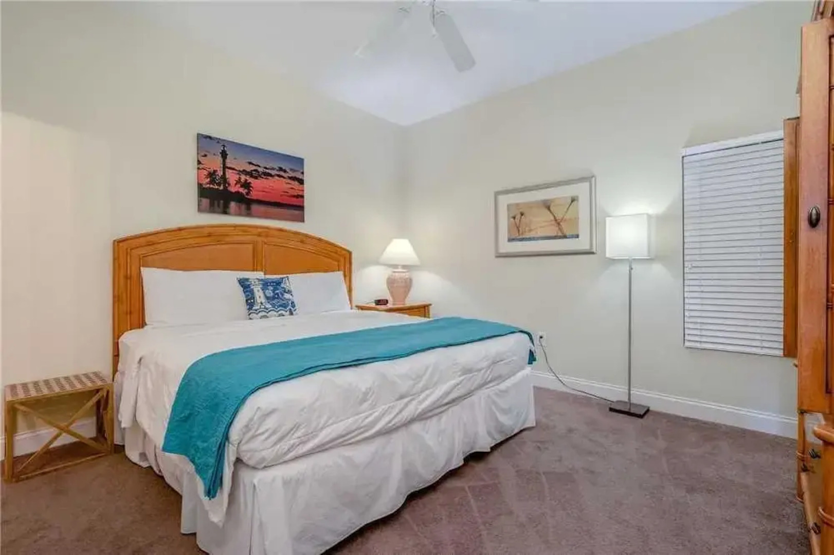 209 - Palms of Treasure Island