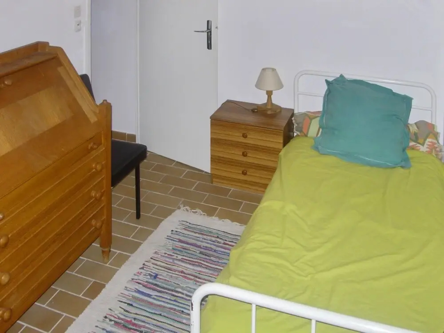 House With 4 Bedrooms in Varages, With Wonderful Mountain View, Privat