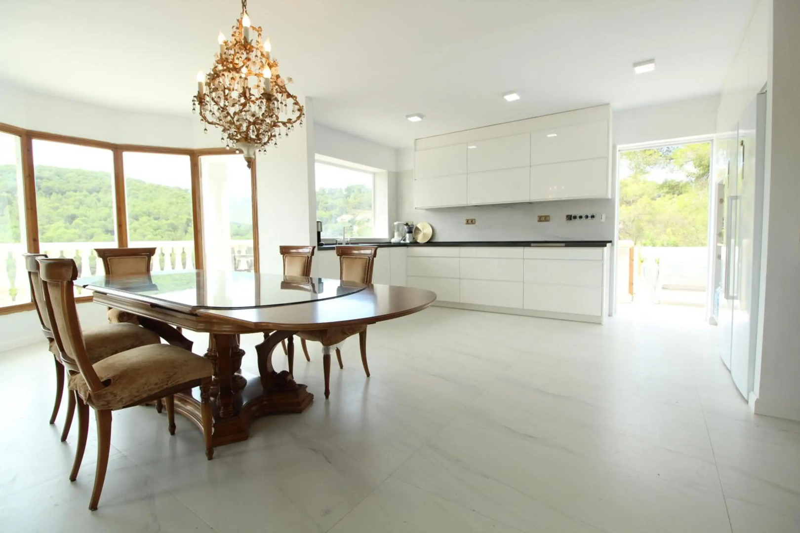 Villa Paradise , playa climatizada y privada a 10 minutos de Sitges