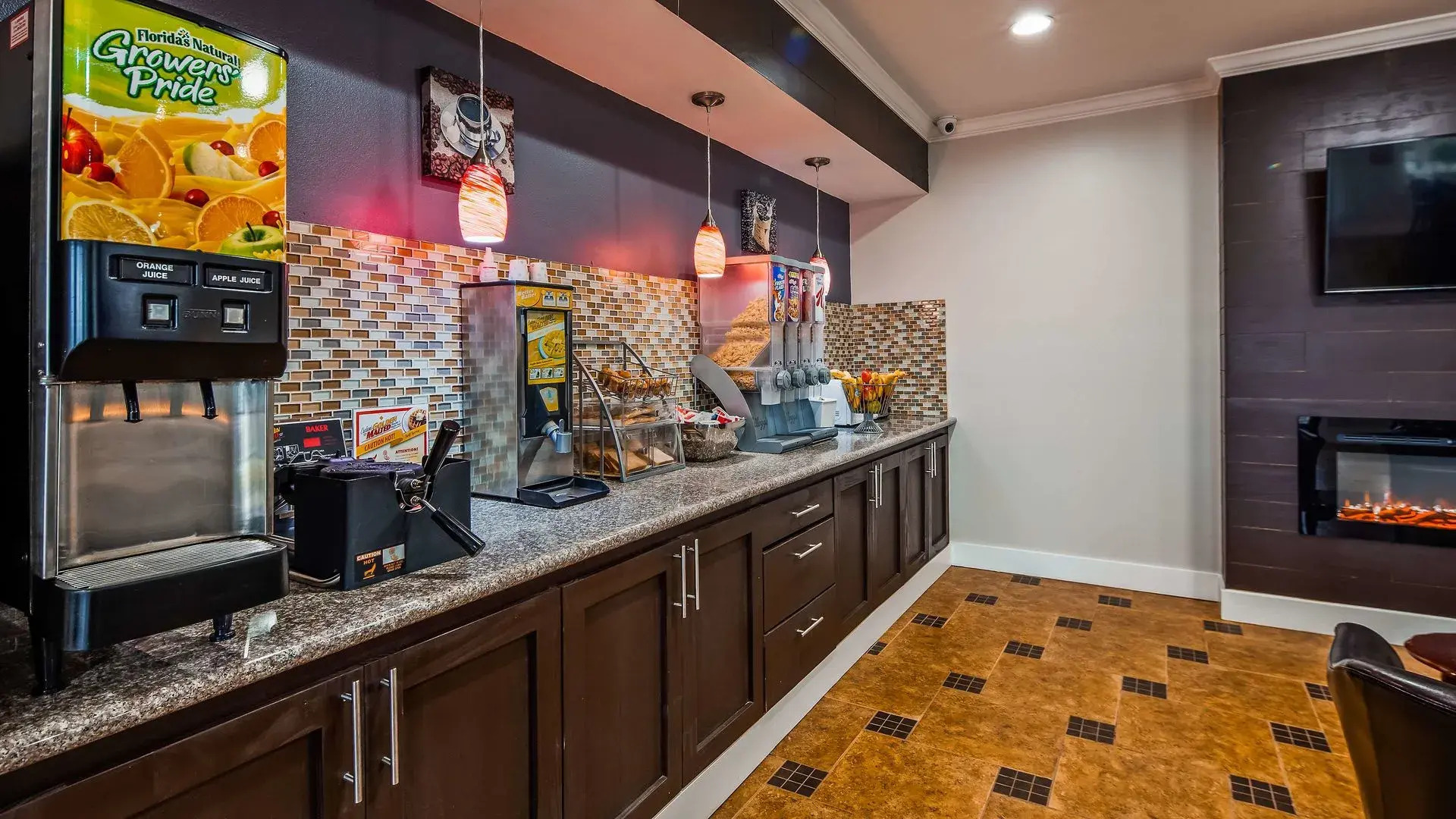 SureStay Hotel by Best Western Terrell