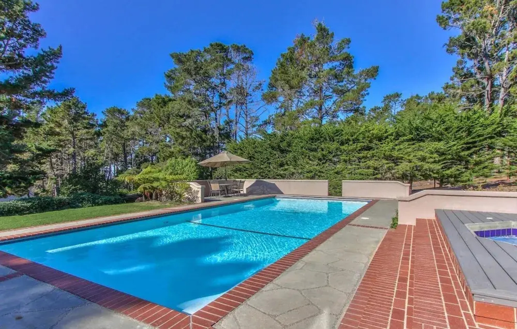 Lx33: Luxury Vacation Villa On Pebble Beach With Pool