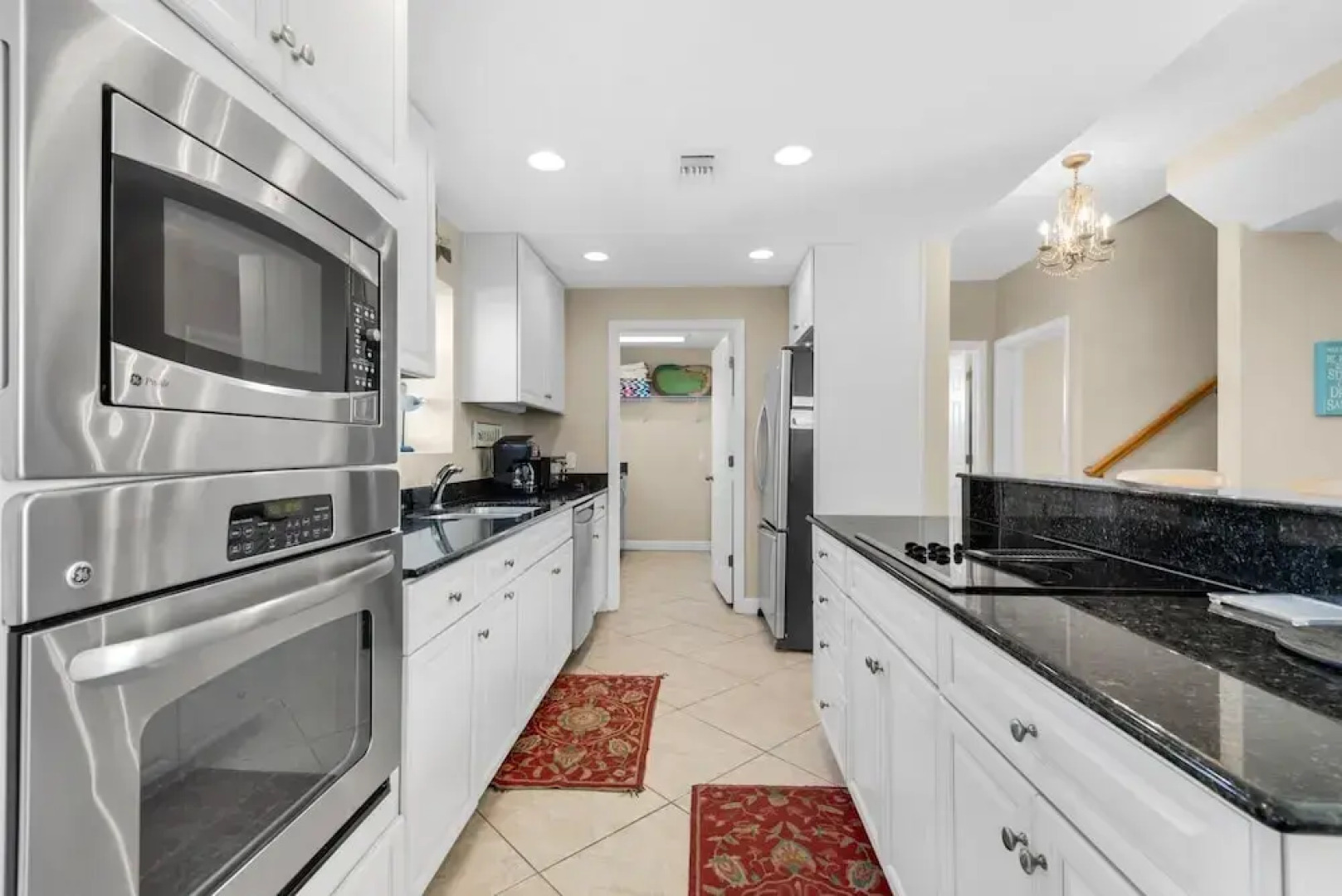 Portside S "beauty And The Beach" 3 Bedroom Townhouse by RedAwning