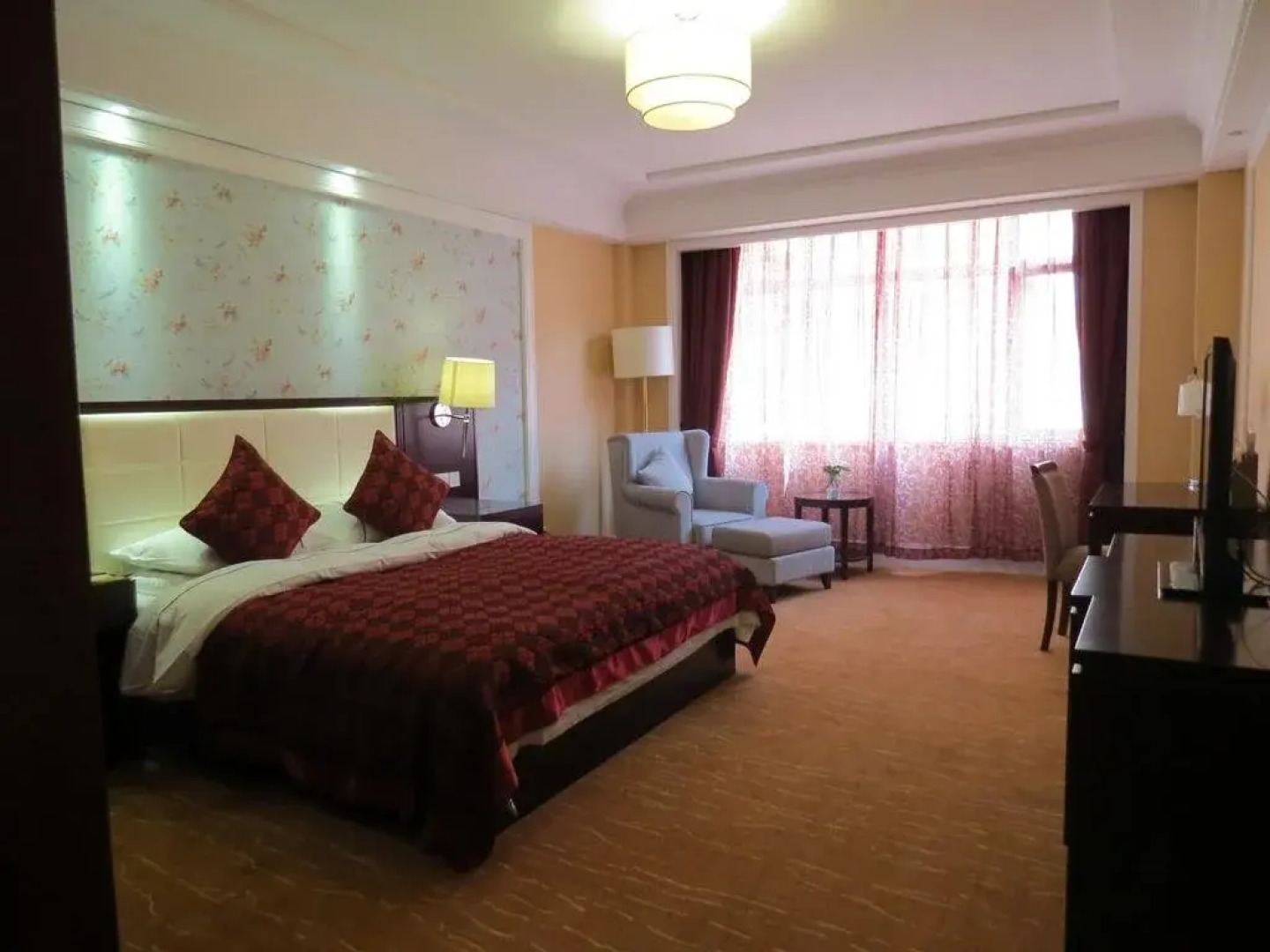 Inzone Galand Hotel Taian