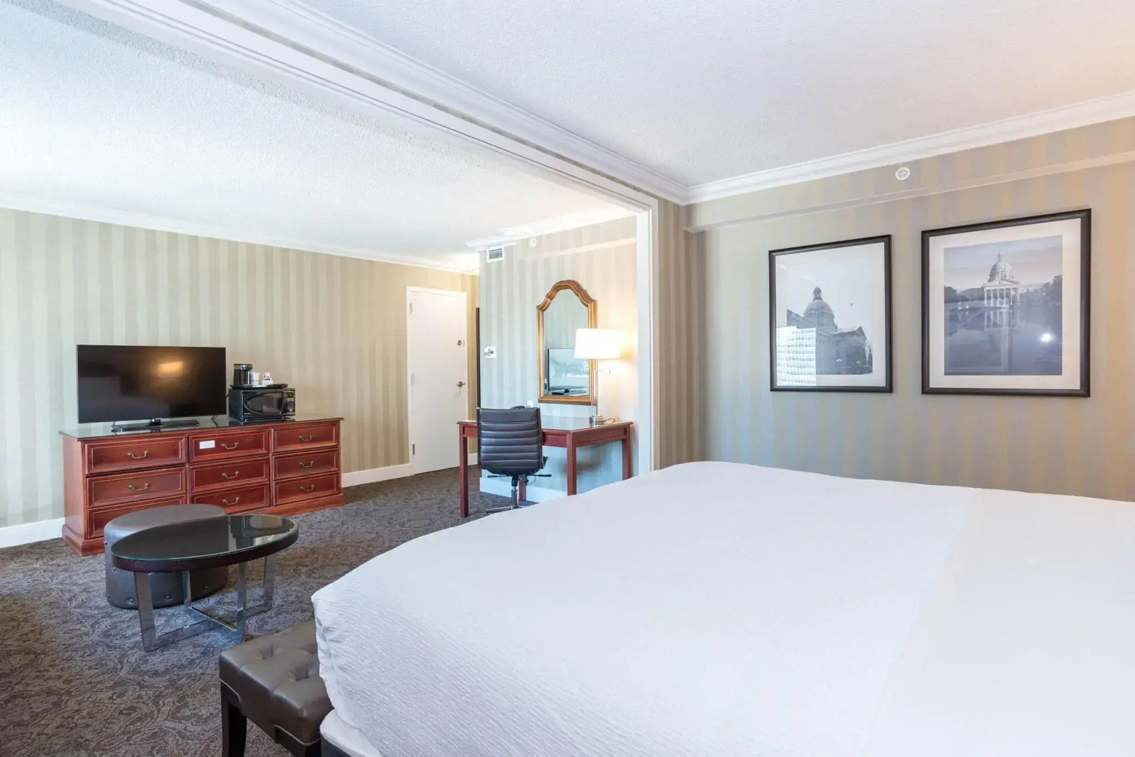 Sandman Signature Edmonton Downtown Hotel