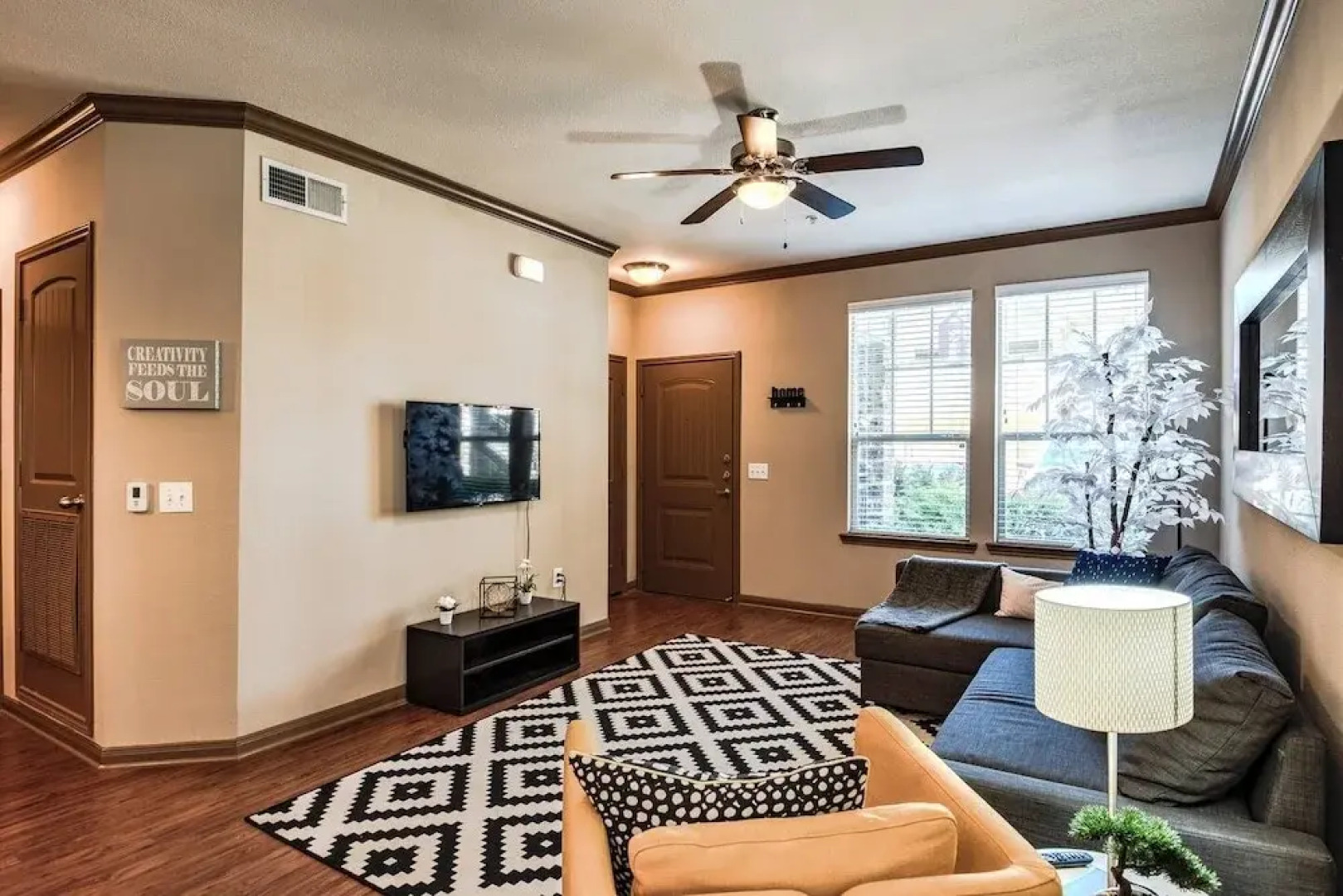 Dog-Friendly Woodlands Townhouse Near Market St.