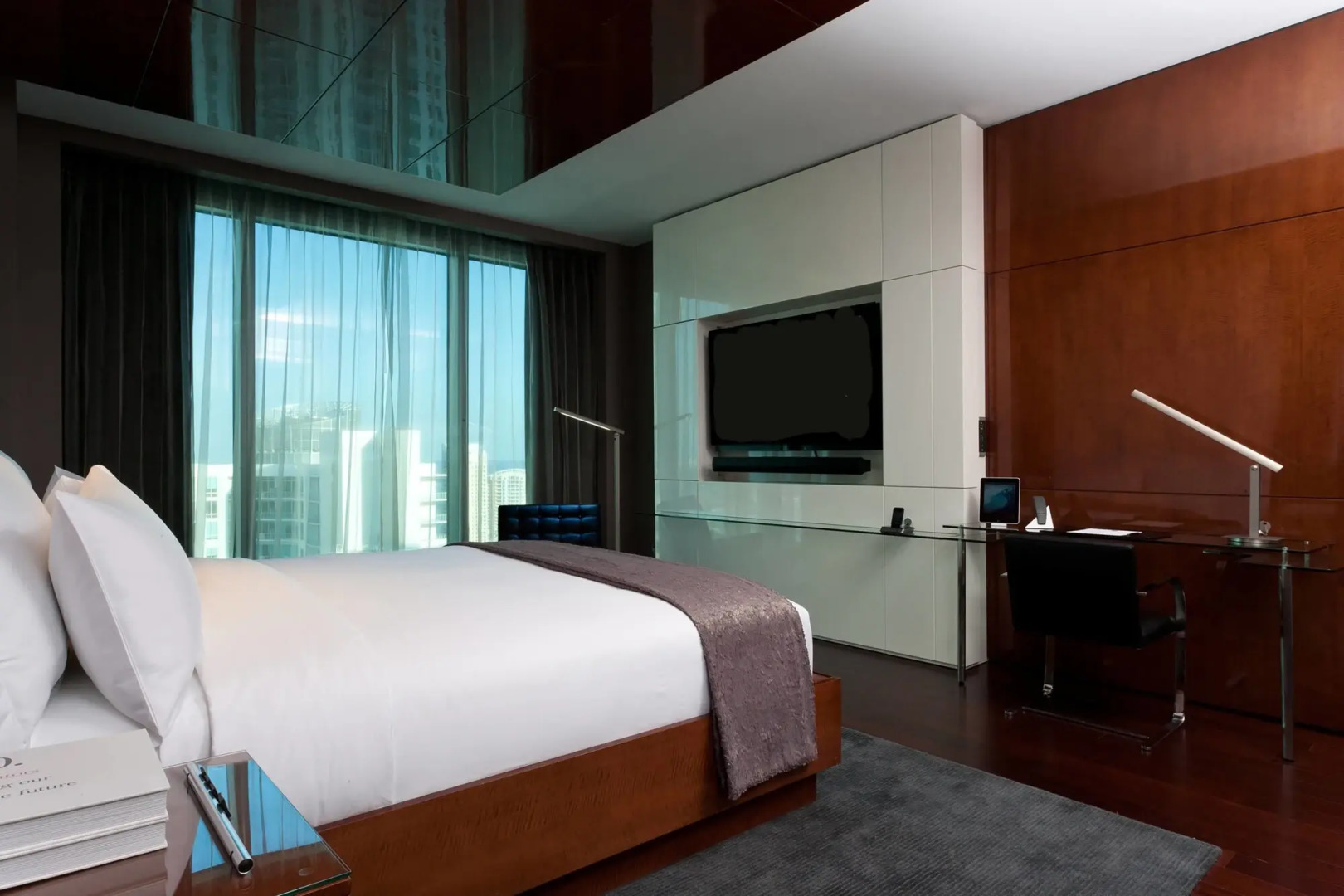 Hotel Beaux Arts, Autograph Collection