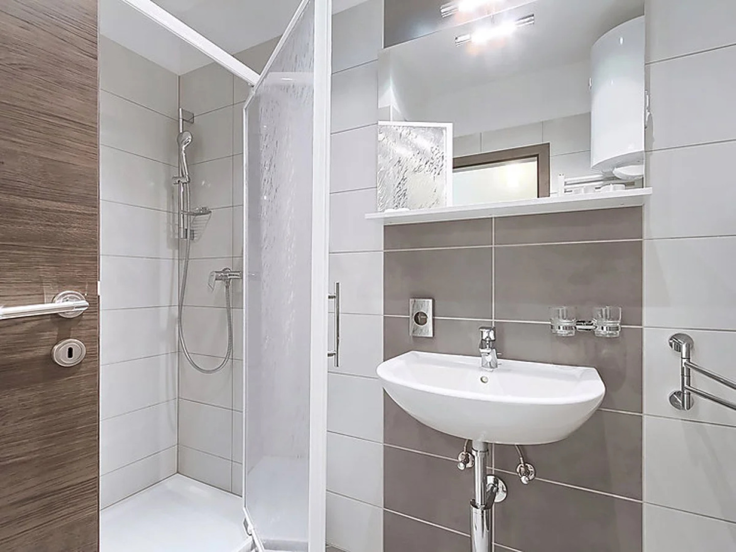 Villa Škola Jakovići