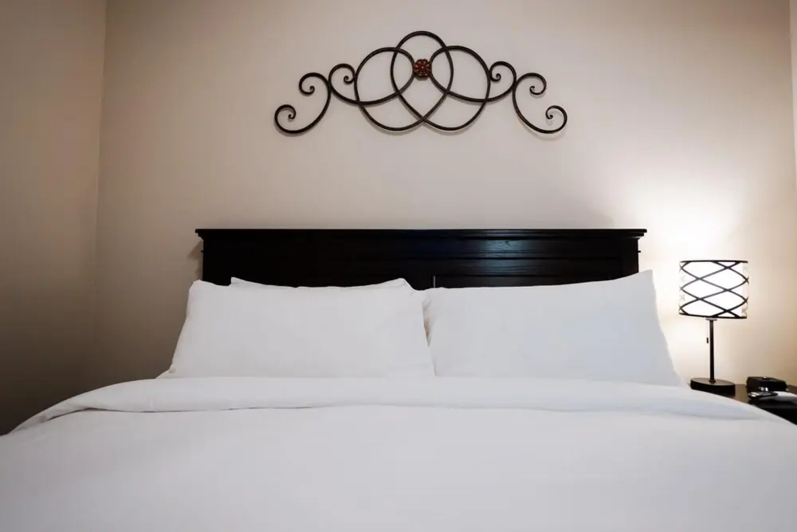 1 Bedroom Lake View Villa - Unit 308