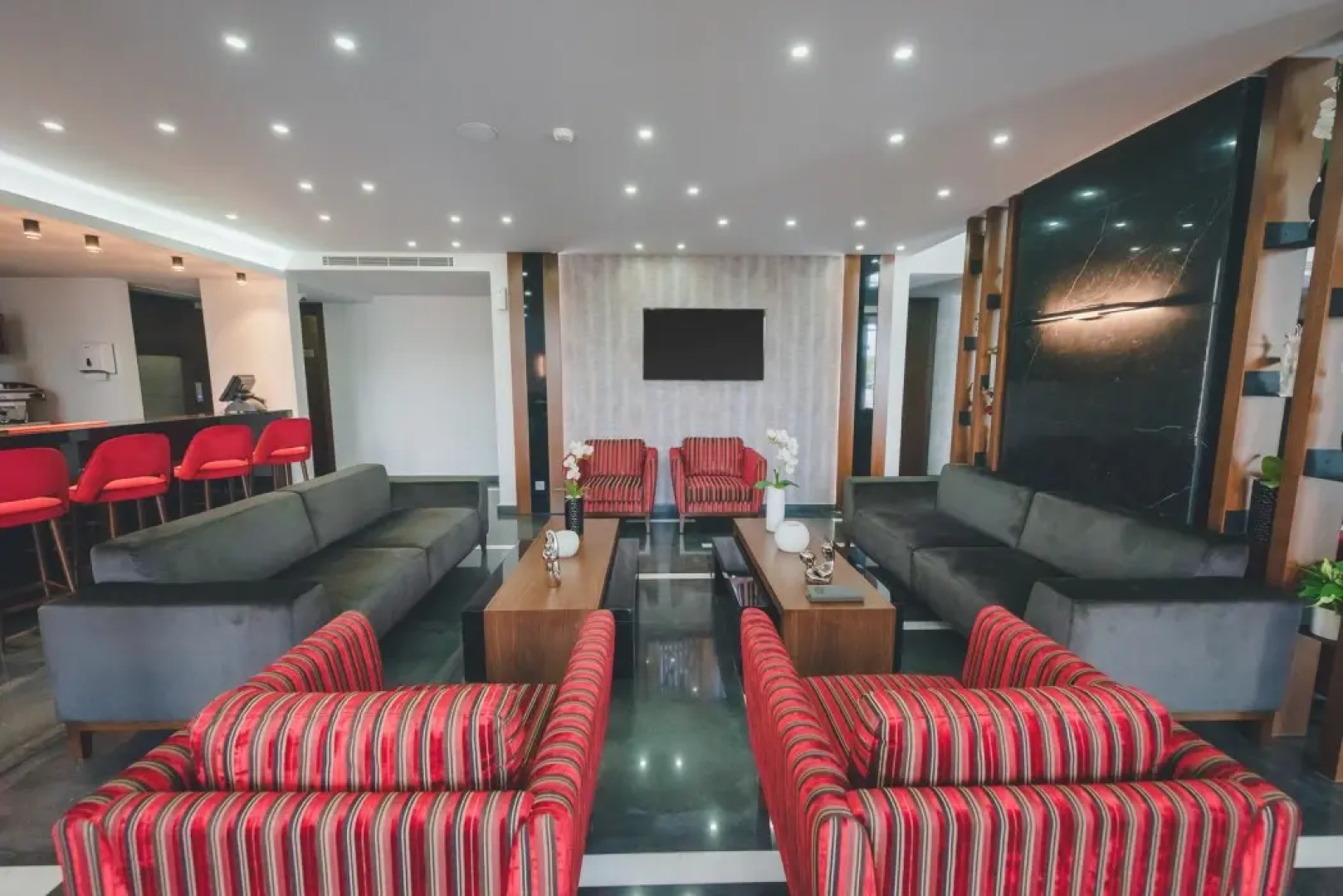 Louis V Hotel Beirut