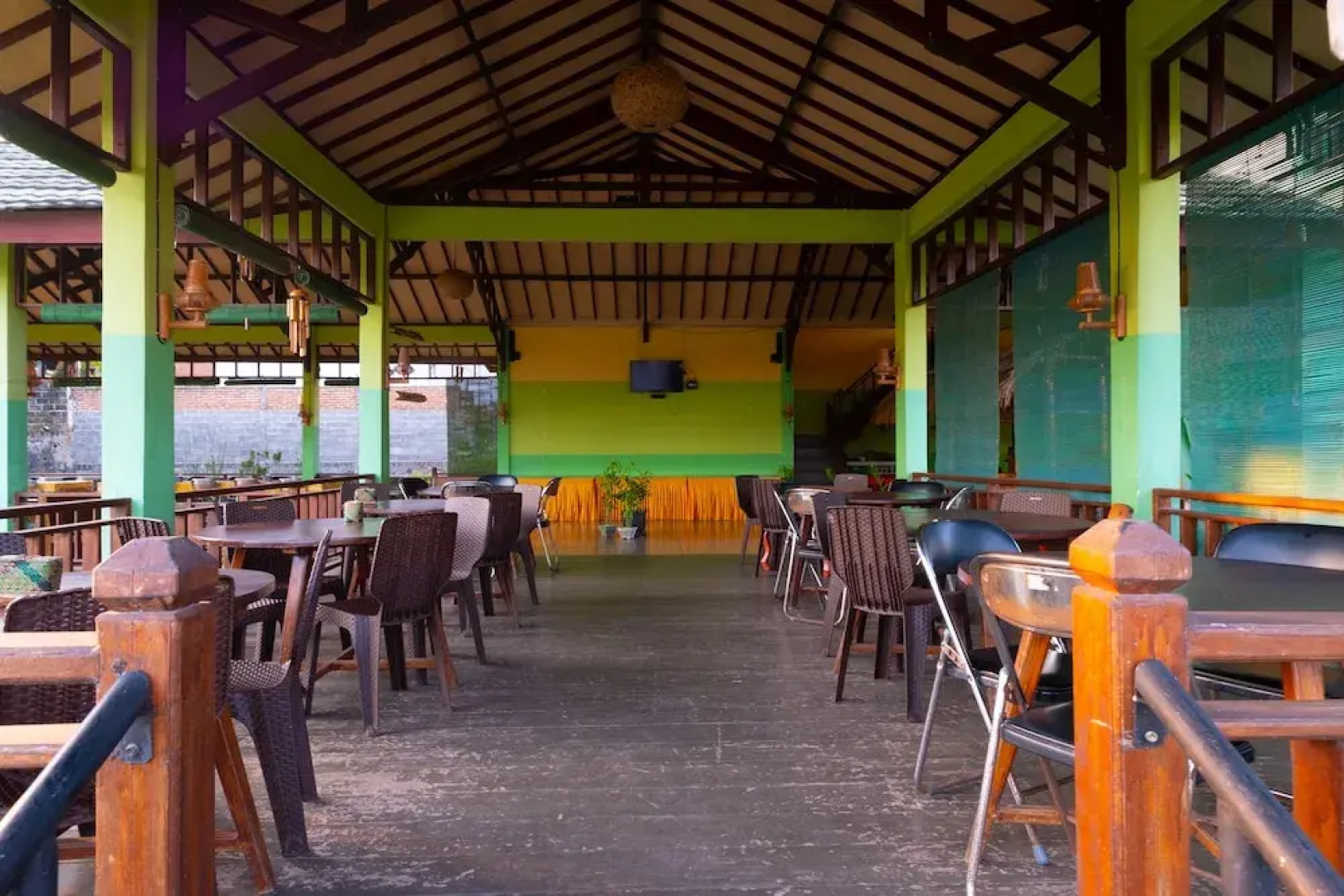 OYO 1320 Green Orry Inn