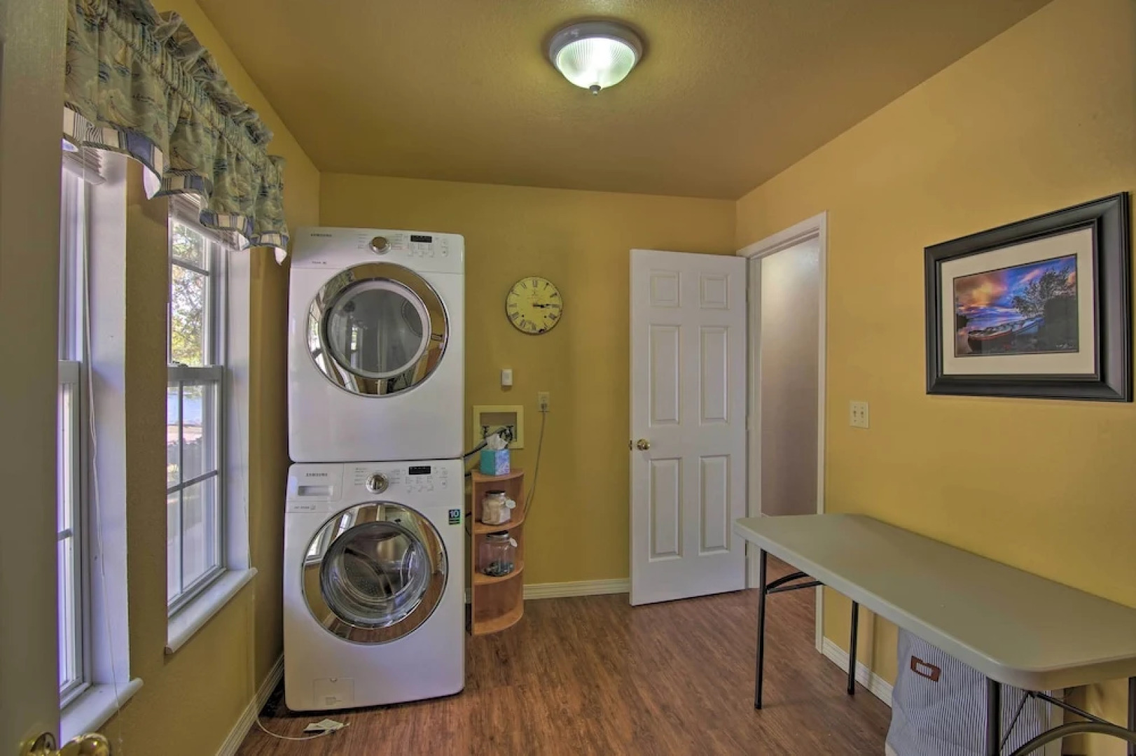 Shared Boat Ramp: Waterfront Home in Grove