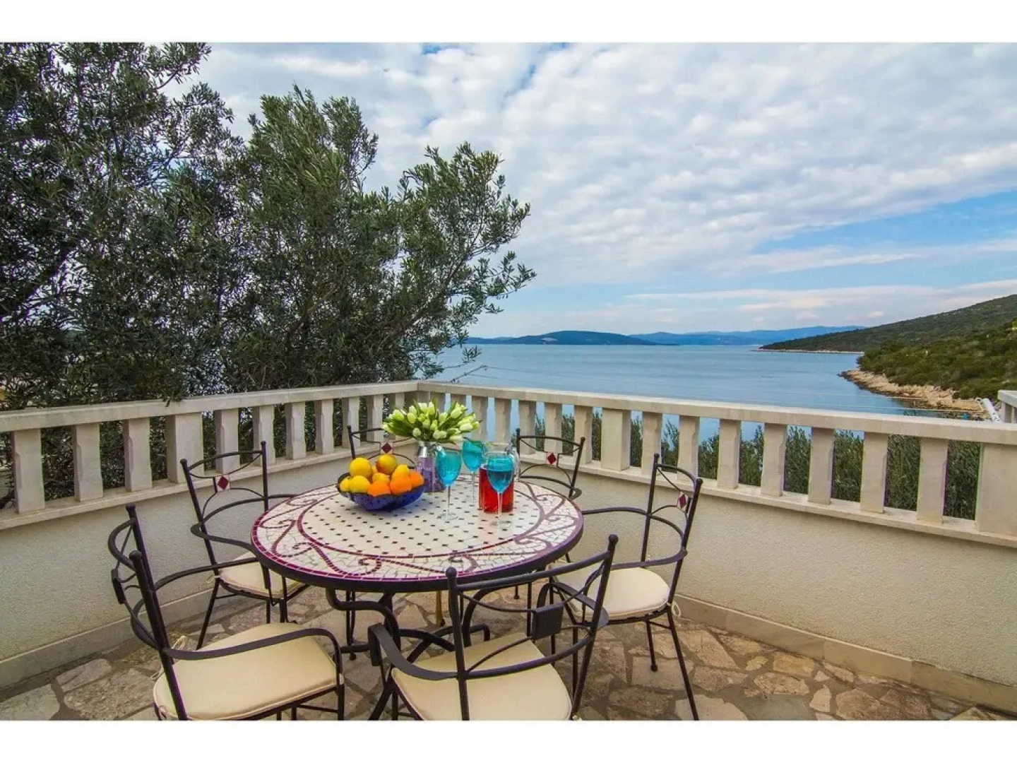 Villa With 7 Bedrooms in Maslinica, With Wonderful sea View, Private P