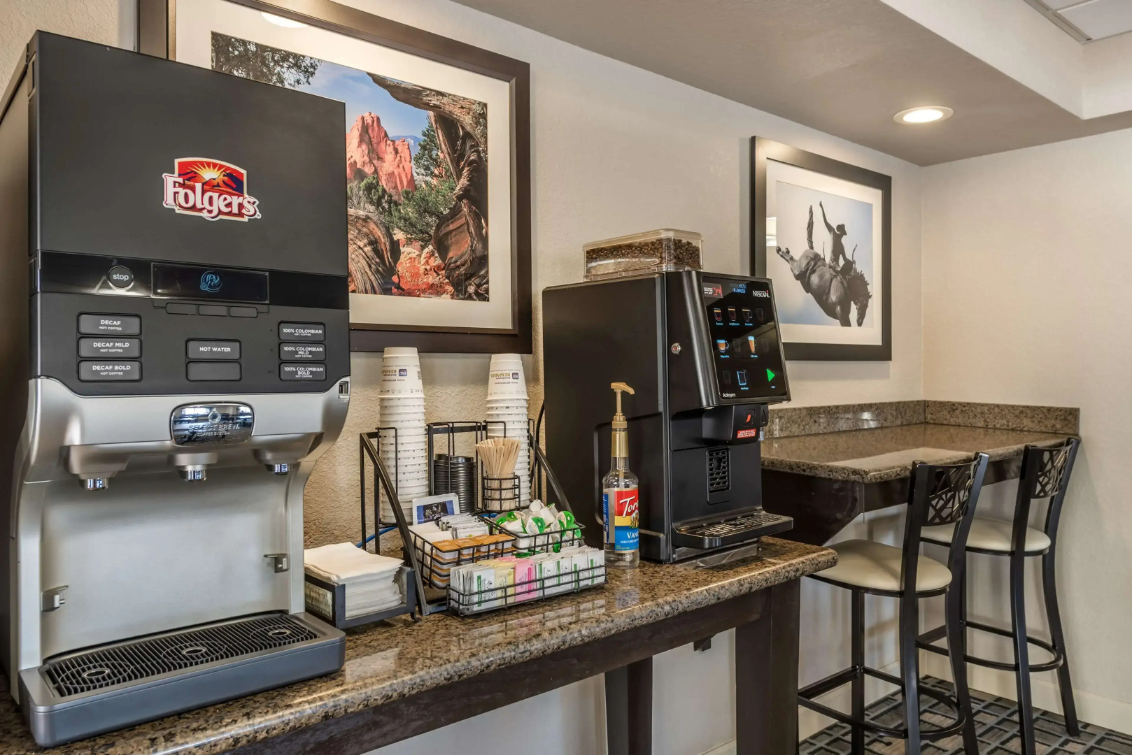 Best Western Plus Peak Vista Inn & Suites