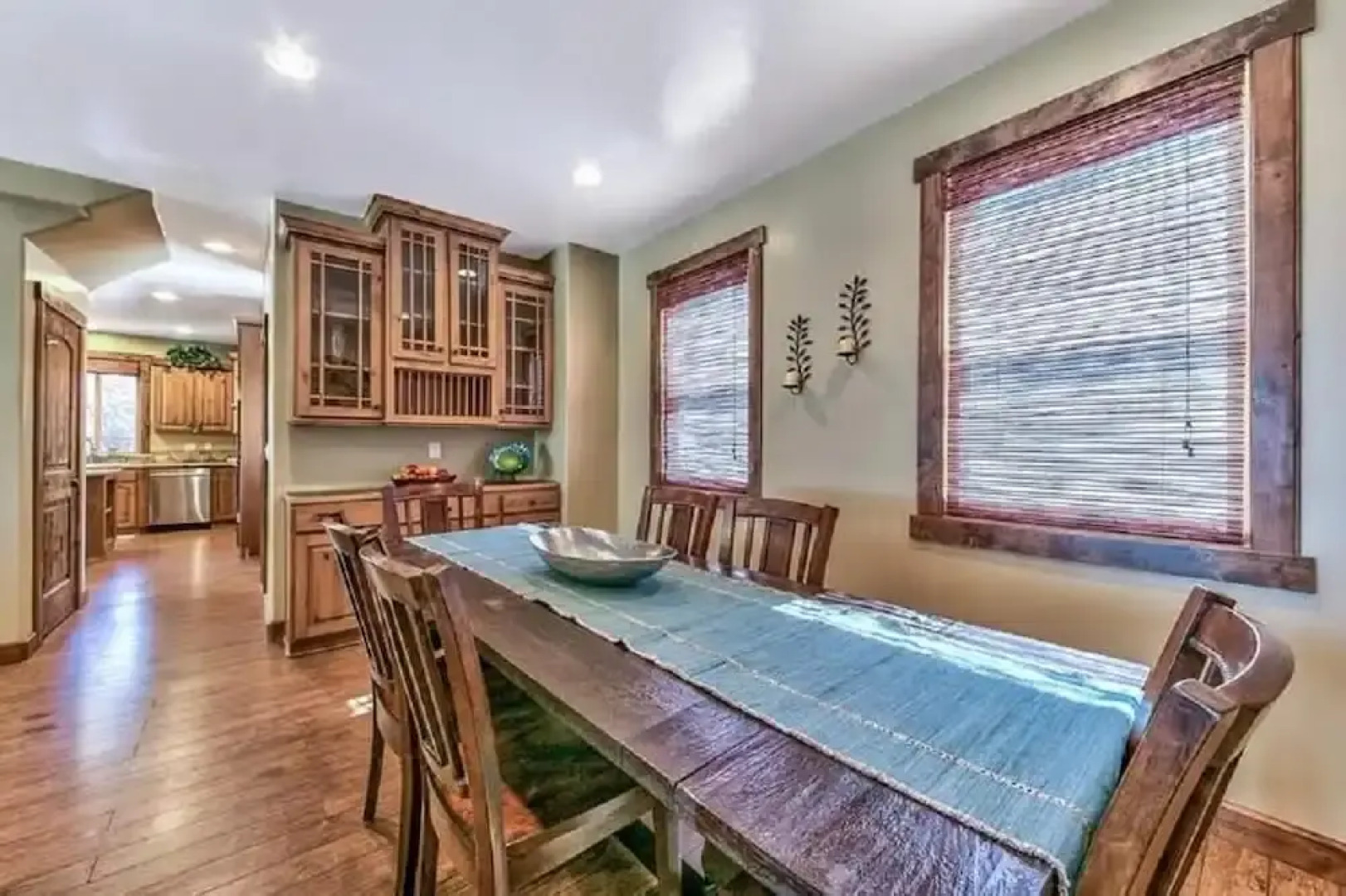 Lv12: Luxury Villa Walk to the Beach