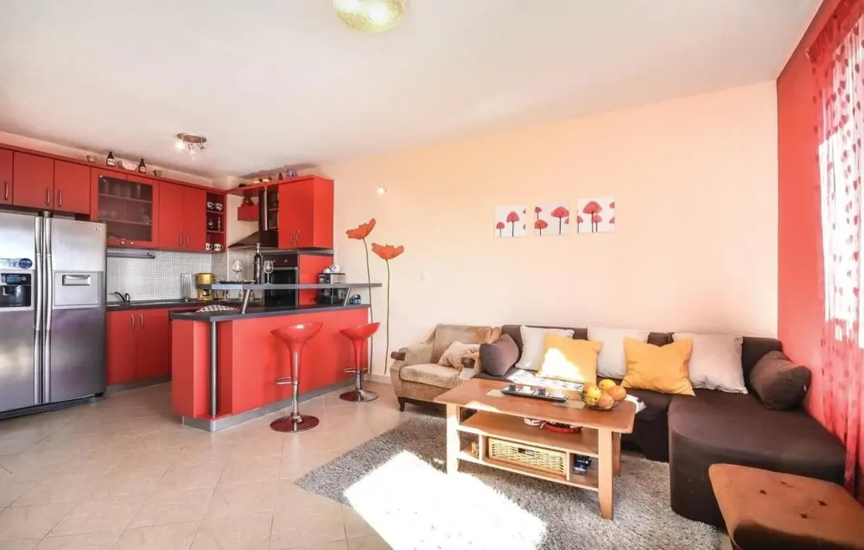 Beautiful Home in Mravince With Wifi and 2 Bedrooms