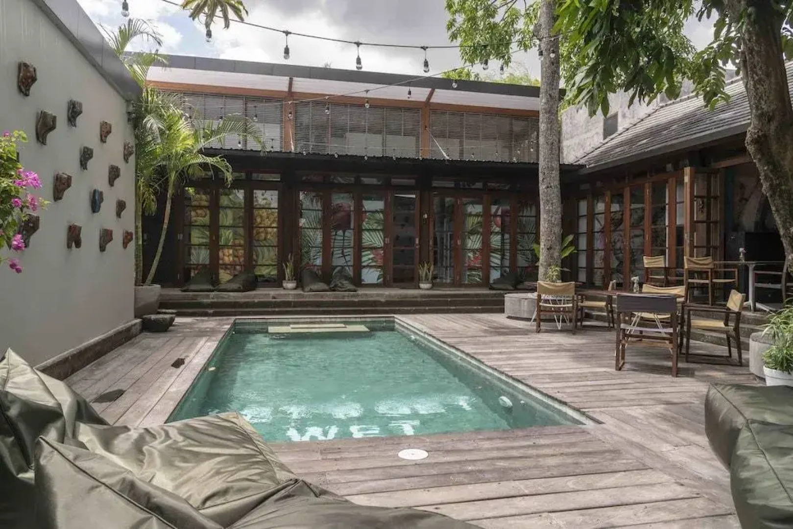 Socialista Lifestyle Hostel