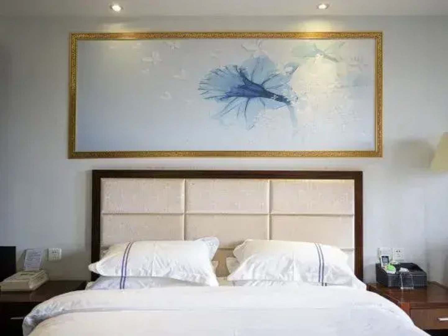 Pengshan Jiaxiang Business Hotel