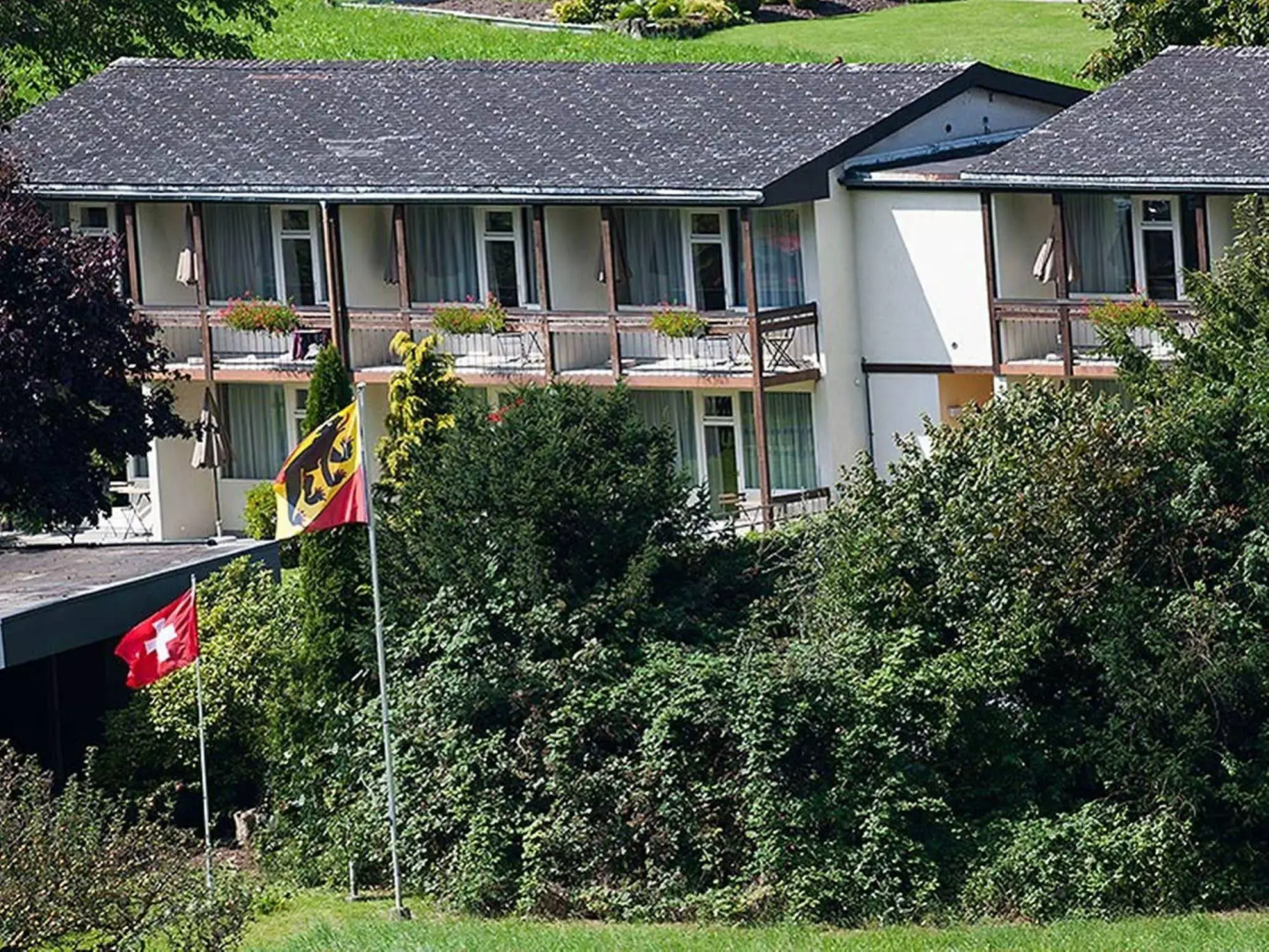 Jungfrau Hotel Annex Alpine Inn