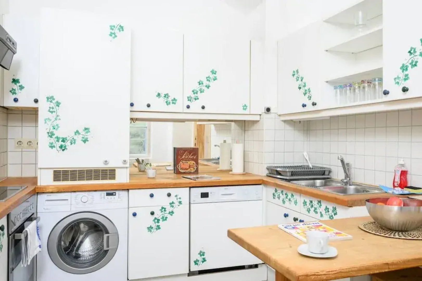 Spacious 2BR Stay for 6 Heart of Mödling