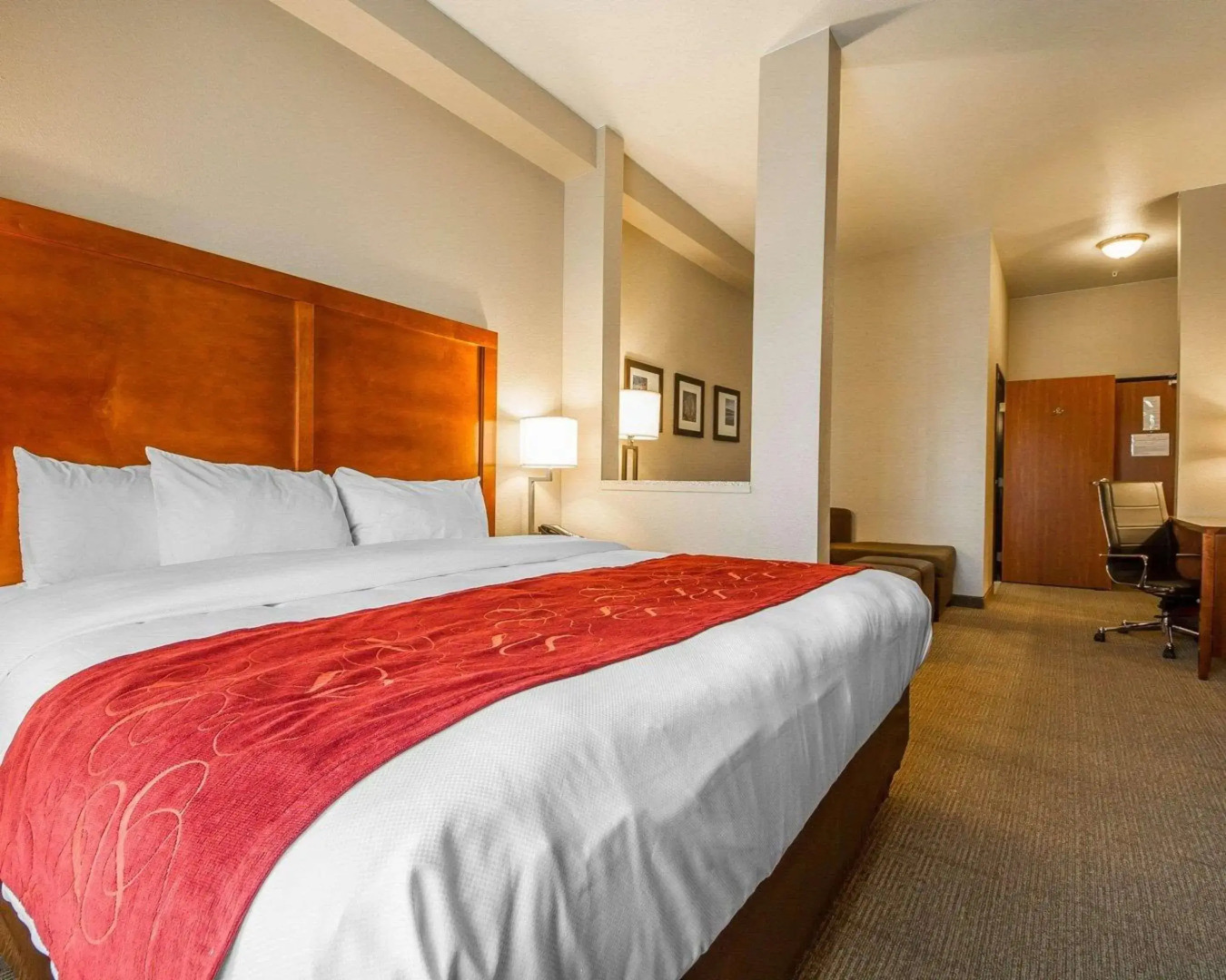 Comfort Suites Redding - Shasta Lake