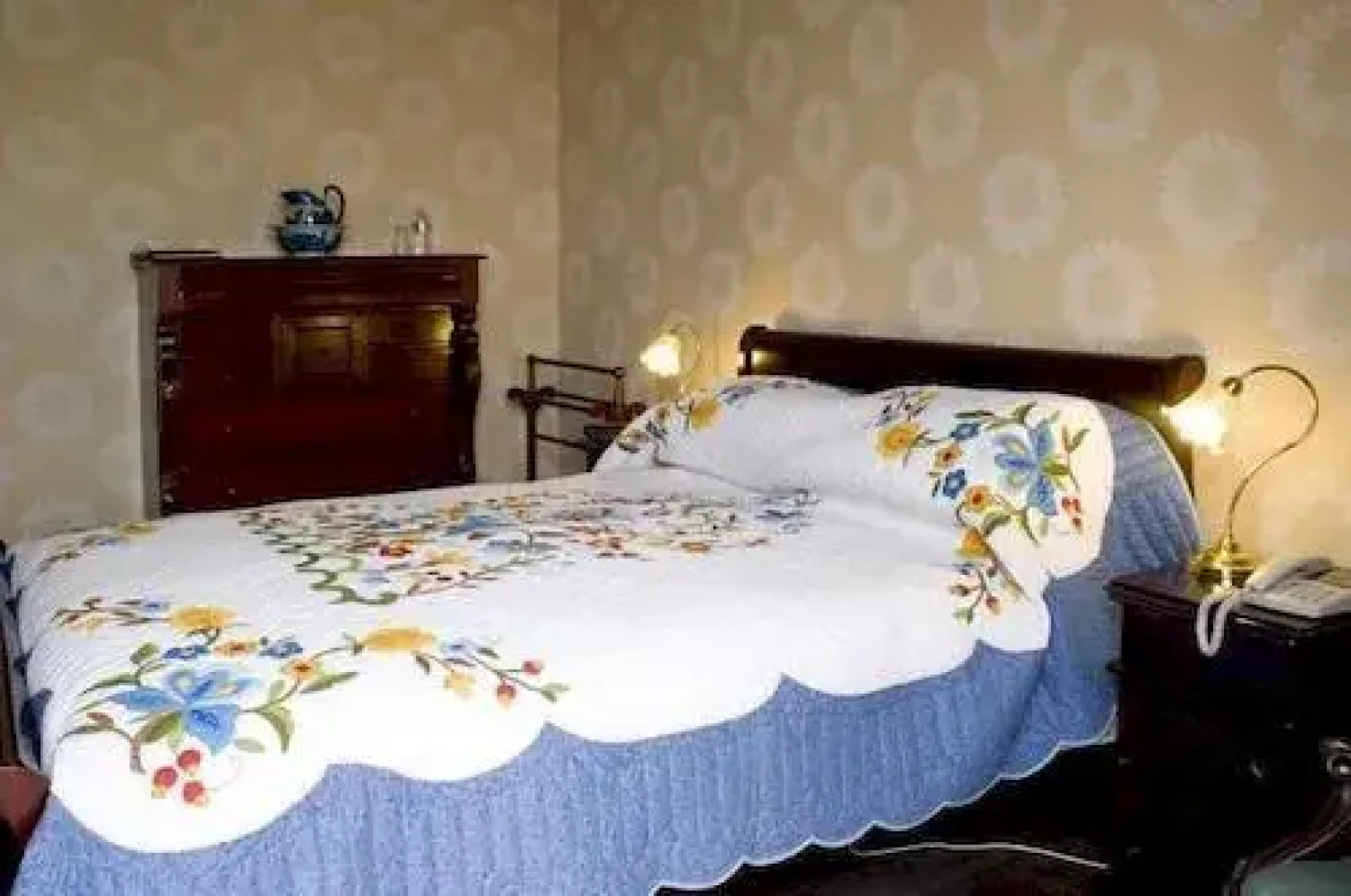 Mandelson's of Goulburn