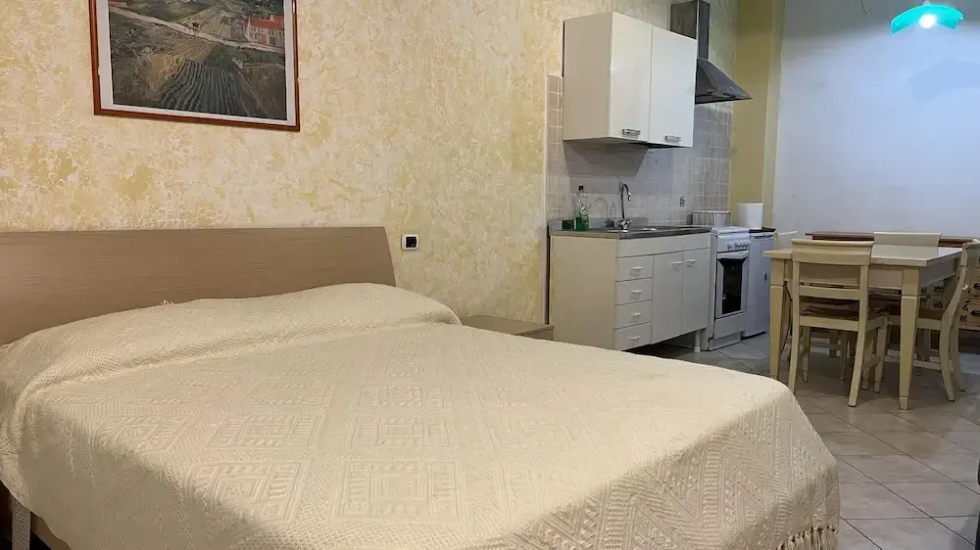 Casa Van Gogh 4 pax in Ceccano