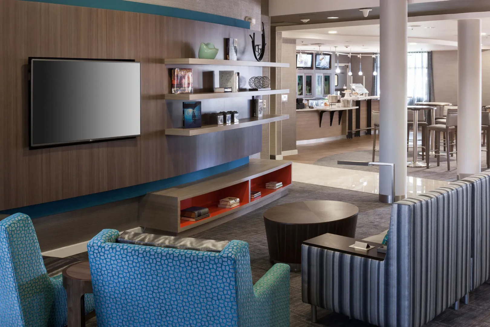 Courtyard by Marriott Santa Clarita Valencia