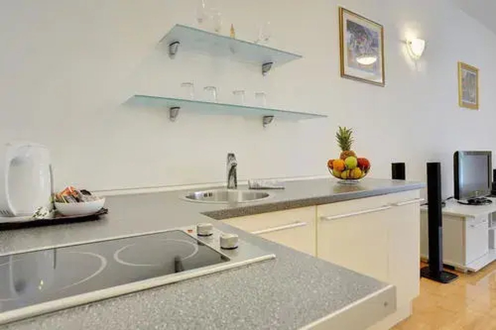 Zlatni Rat Beach Hotel