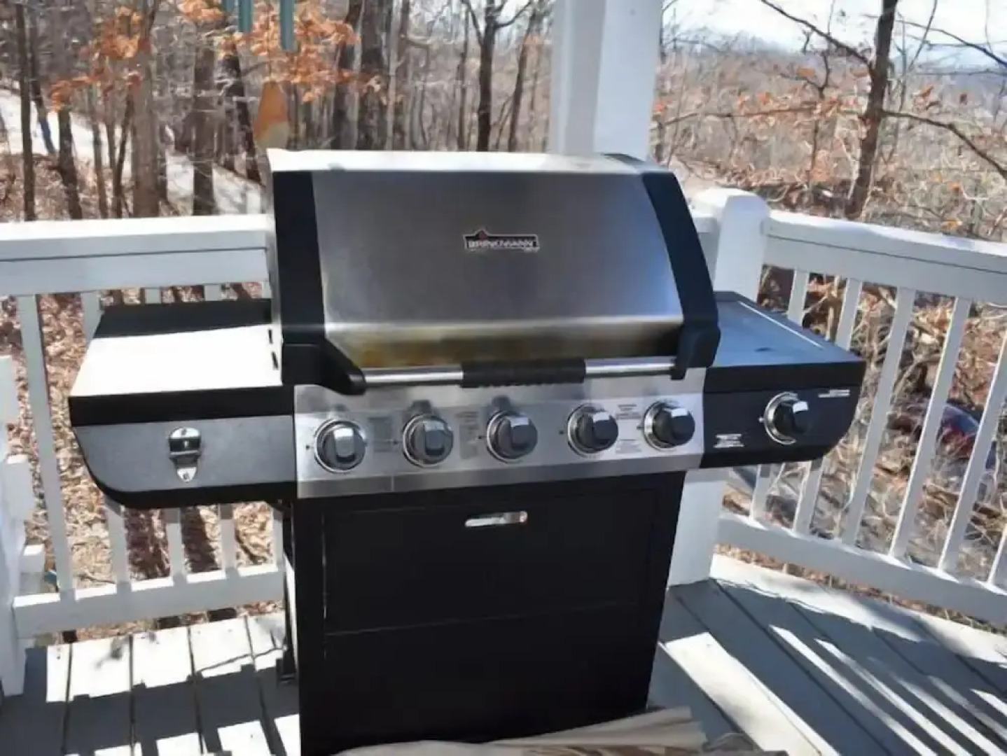 Captain Morley`s Mountain Inn