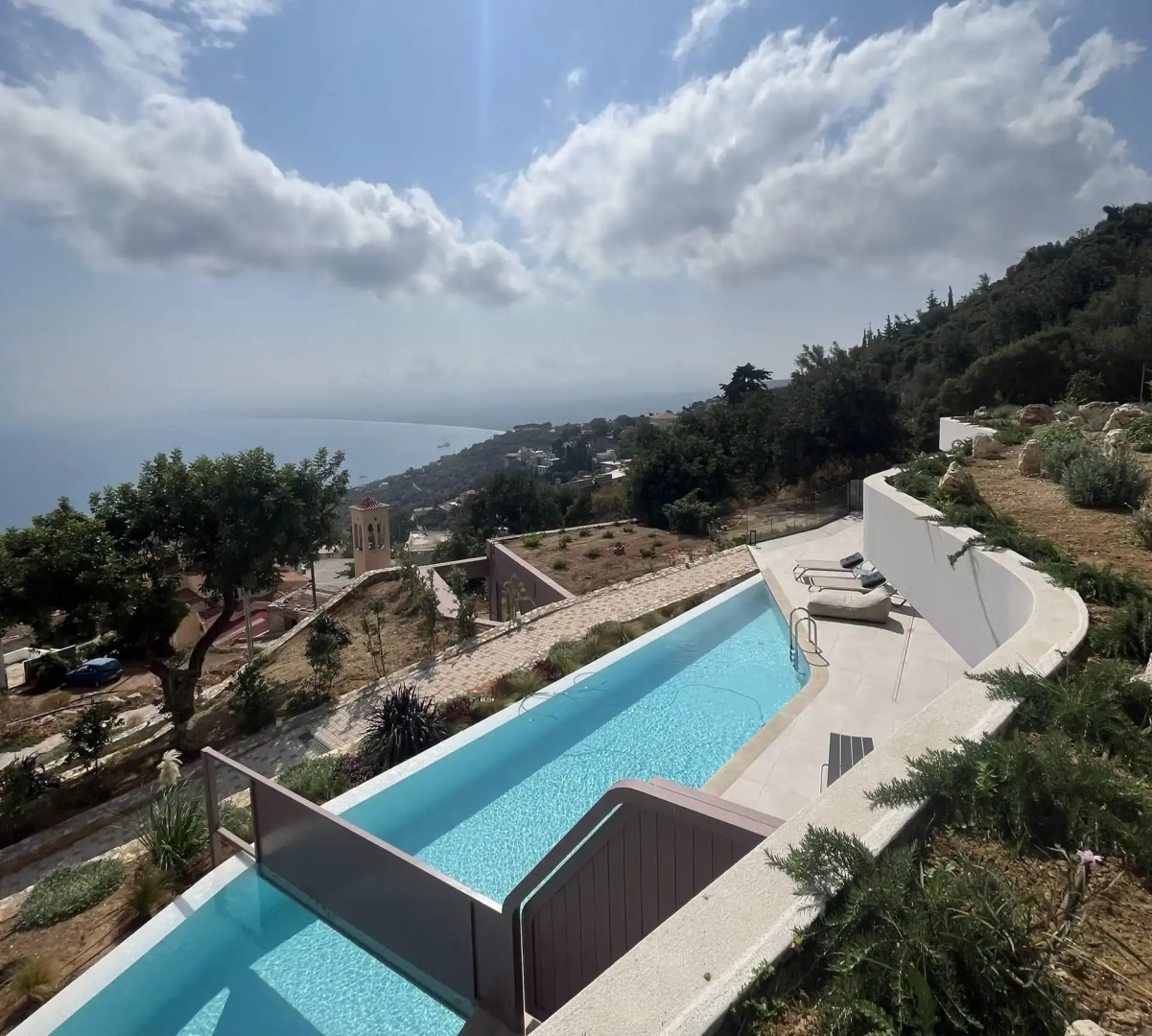 Plethora Luxury Suites