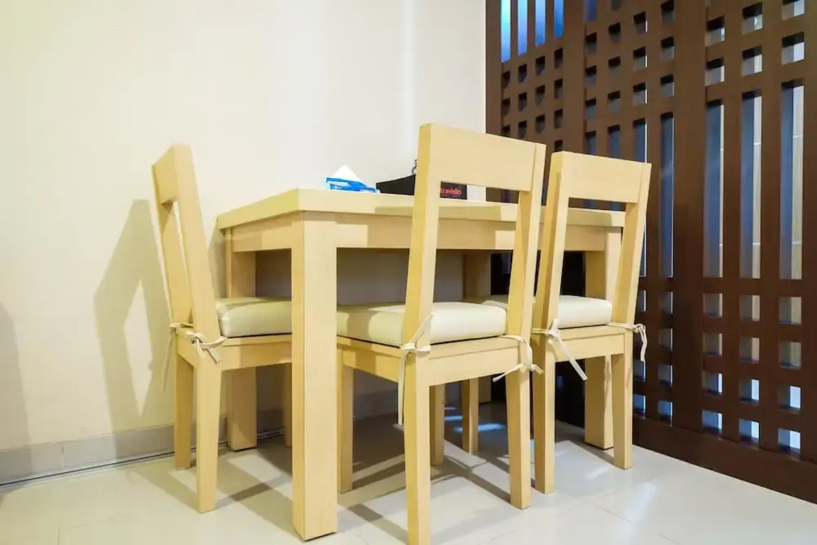 Comfortable 1Br The Oasis Lippo Cikarang Apartment